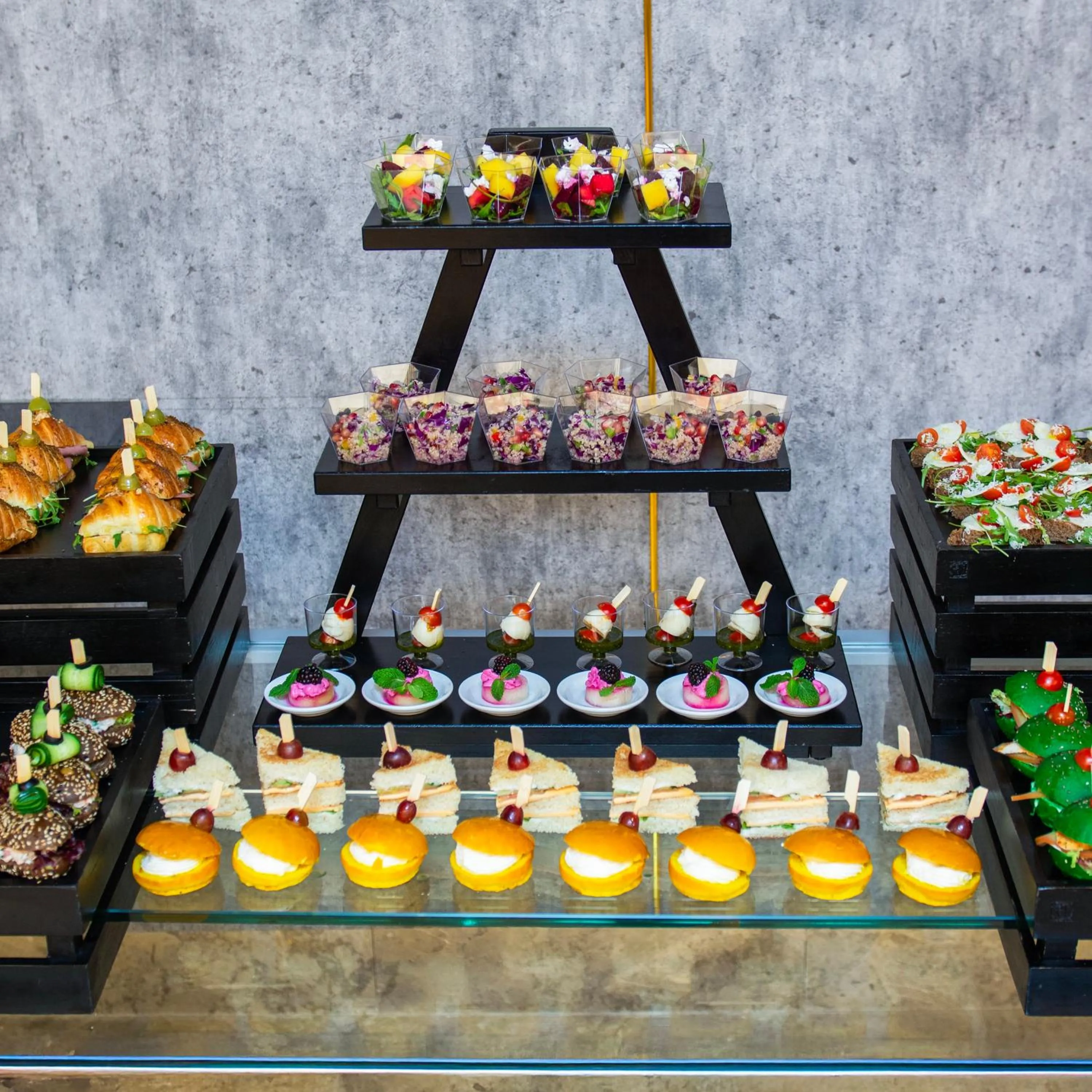 Restaurant/places to eat in Holiday Inn & Suites - Al Khobar by IHG