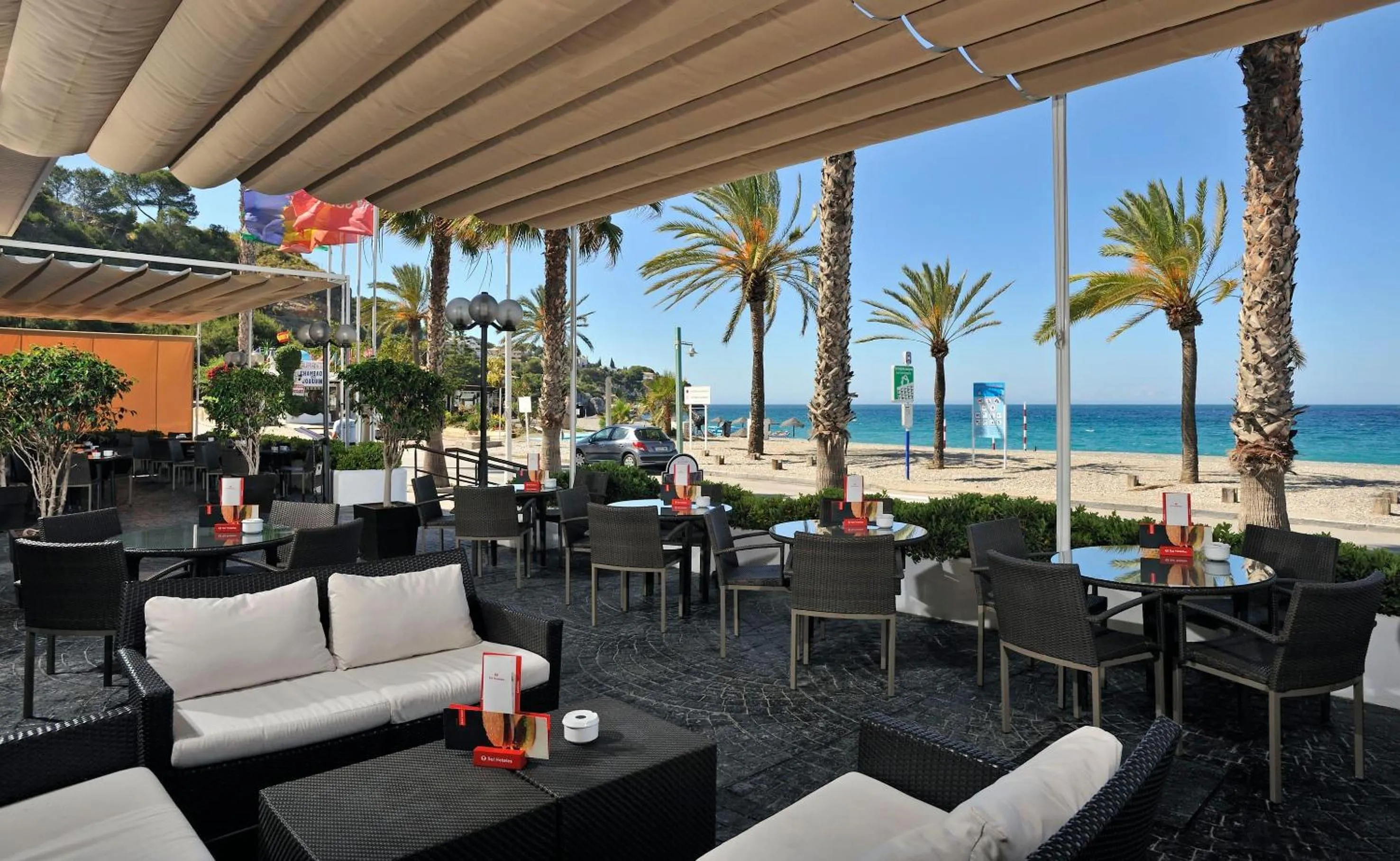 Restaurant/places to eat in Sol Los Fenicios