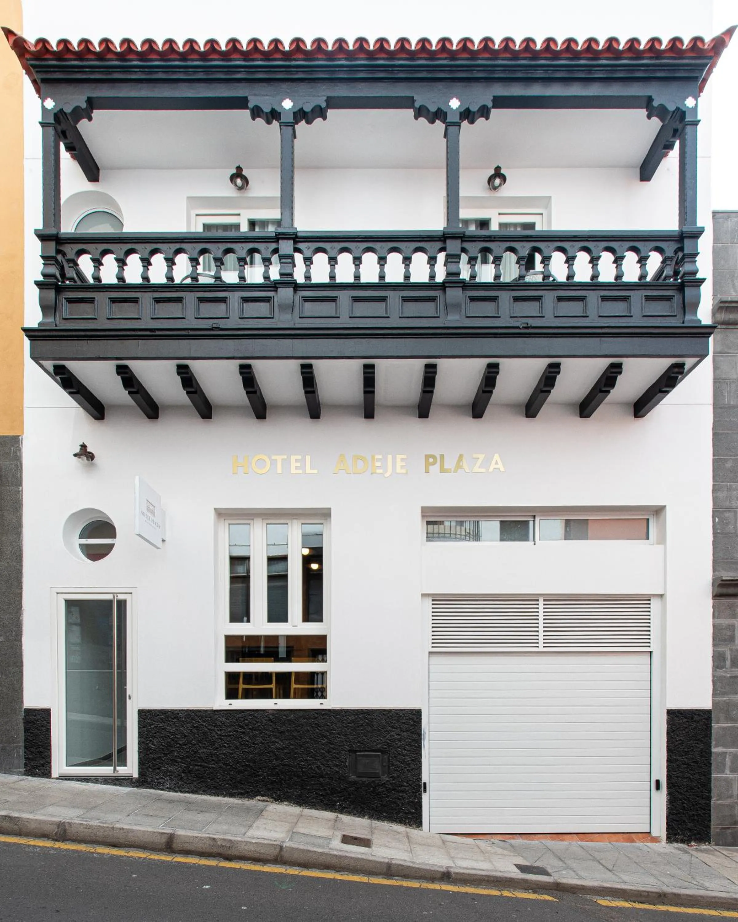 Property building in Suncanarias Hotel Adeje Plaza