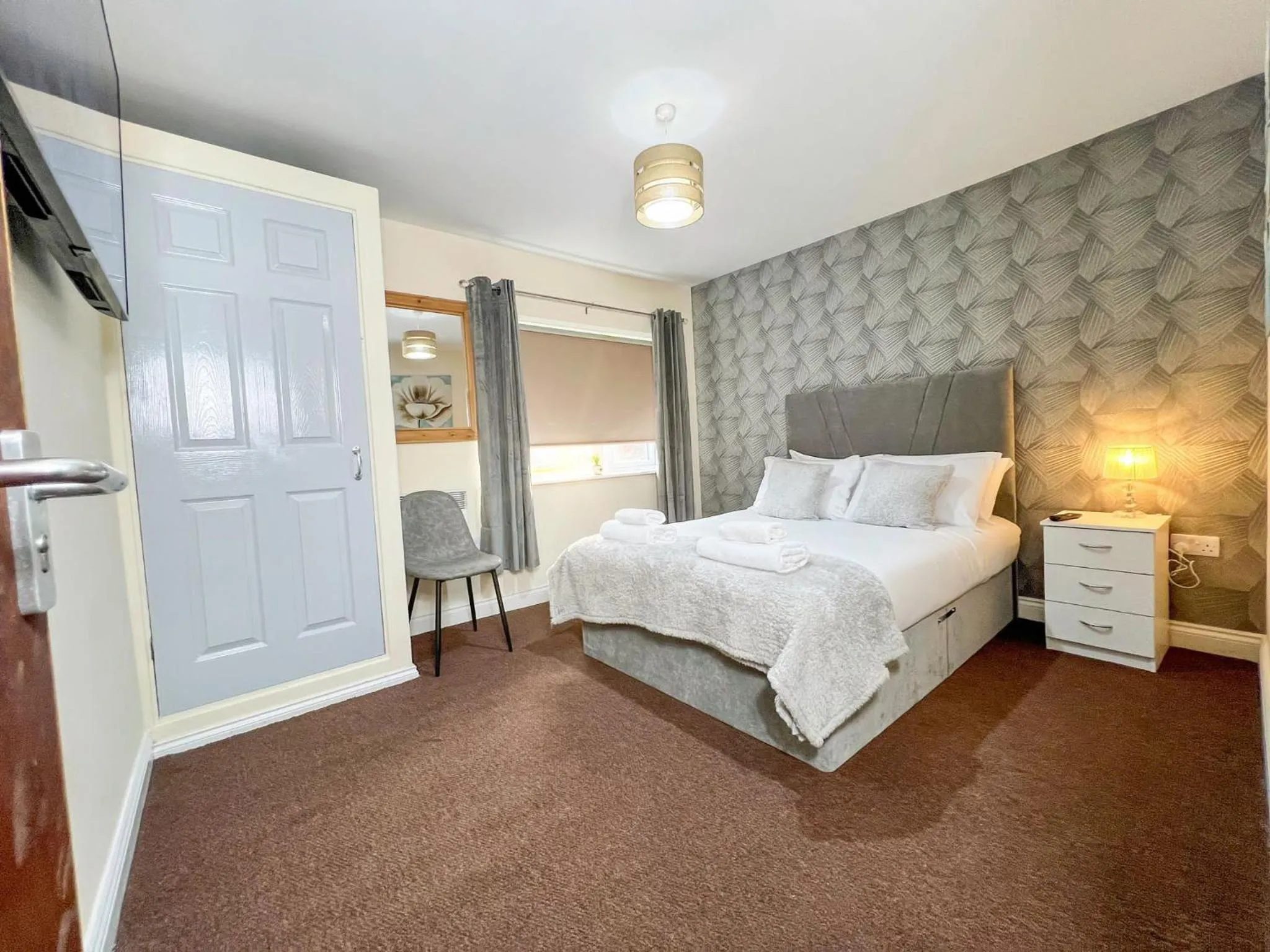 Bedroom, Bed in Baxter House