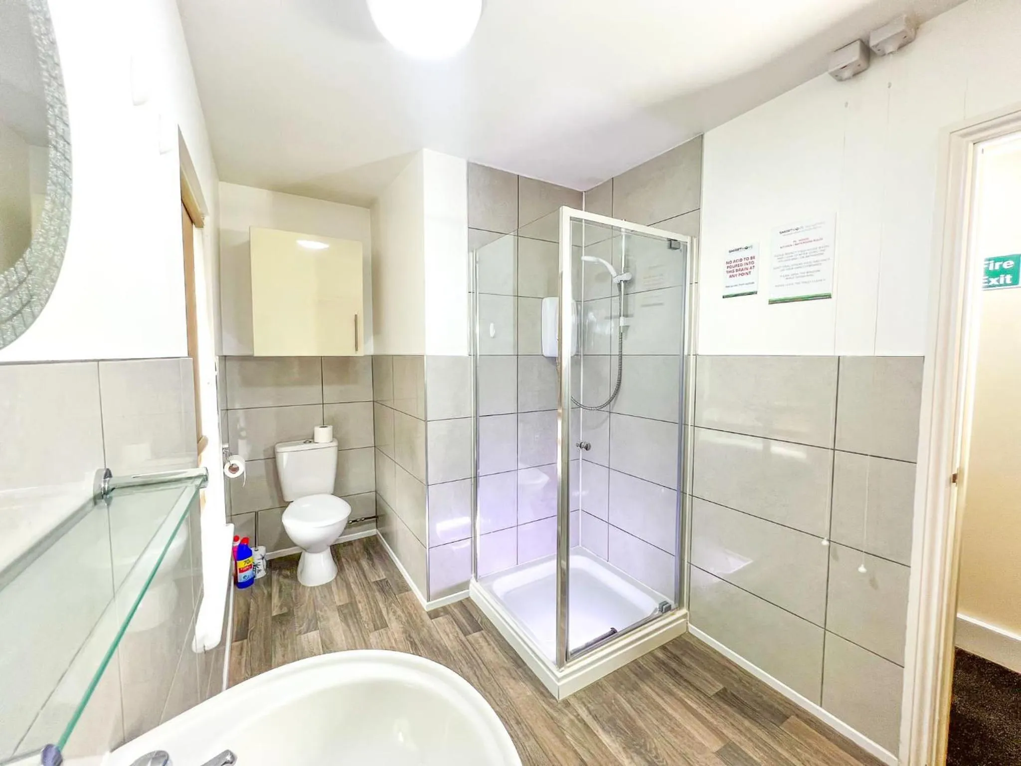 Bathroom in Baxter House