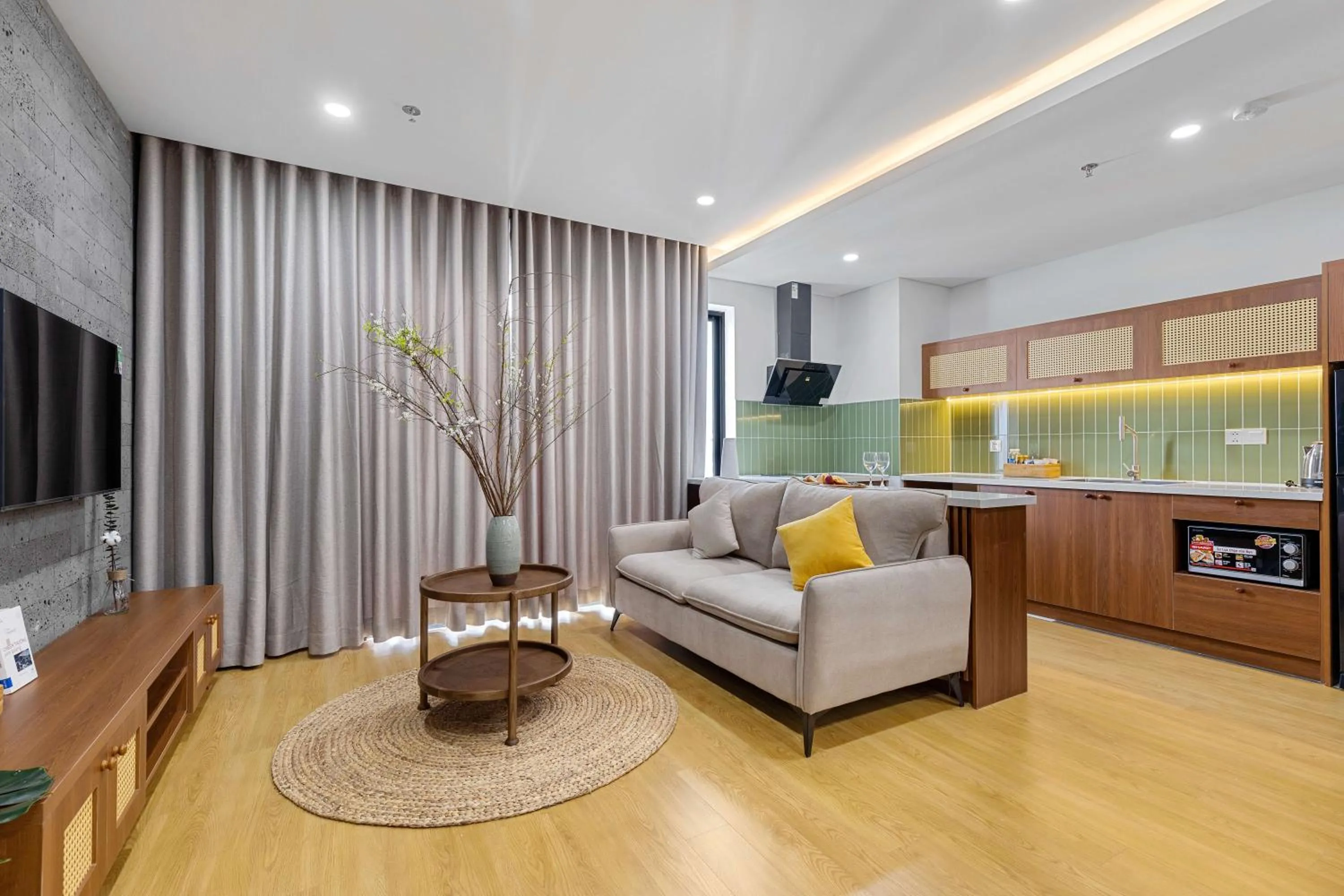Communal lounge/ TV room in Lagom Boutique Hotel Da Nang