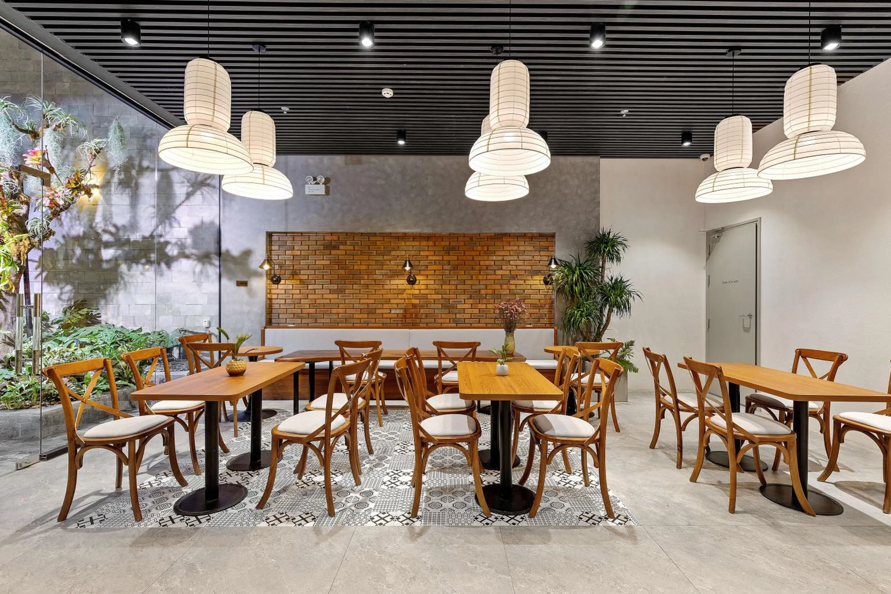 Communal lounge/ TV room in Lagom Boutique Hotel Da Nang