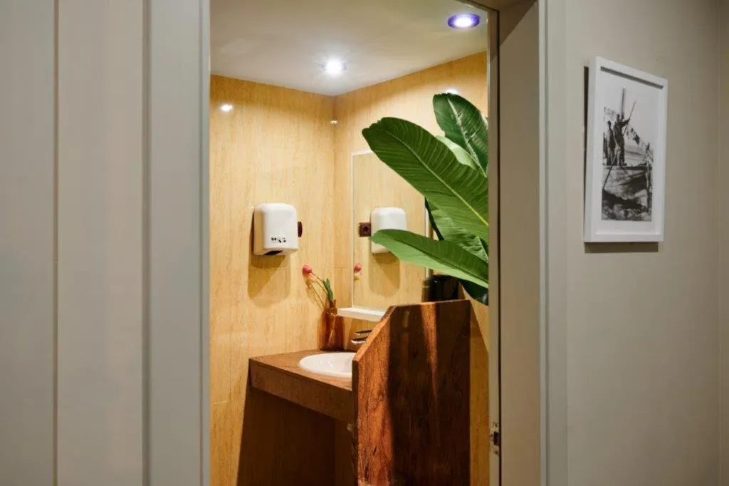 Toilet in Ramblas Vendrell