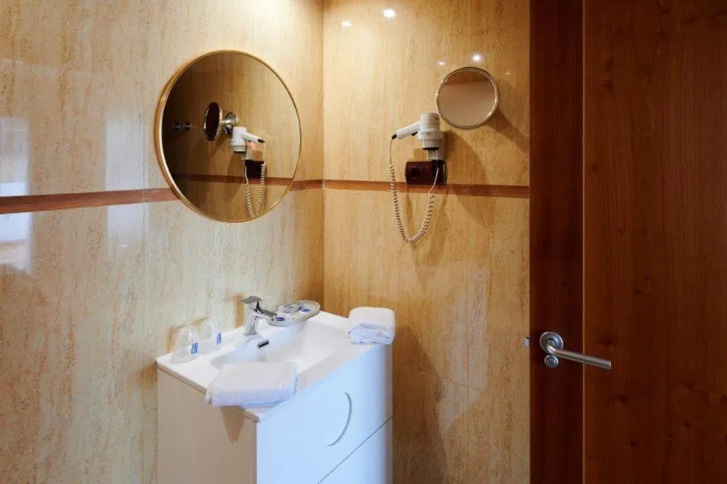 Bathroom in Ramblas Vendrell