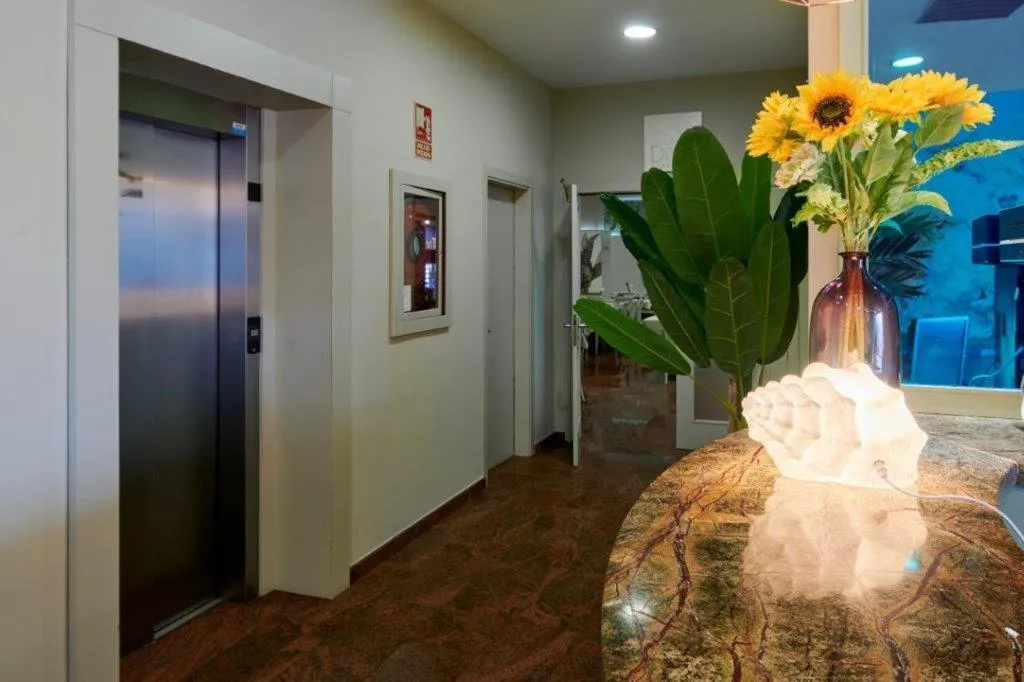 elevator in Ramblas Vendrell