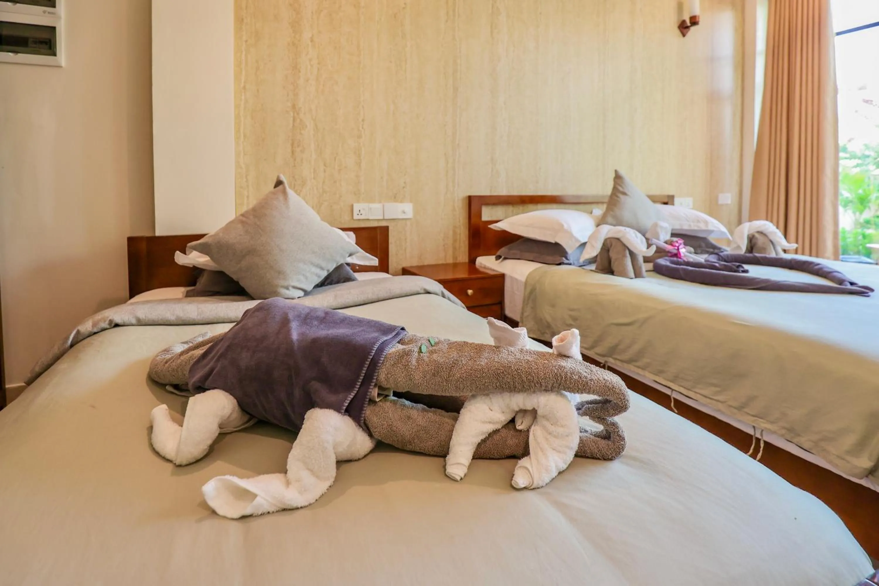 Bed in Ahola Thoddoo, Maldives