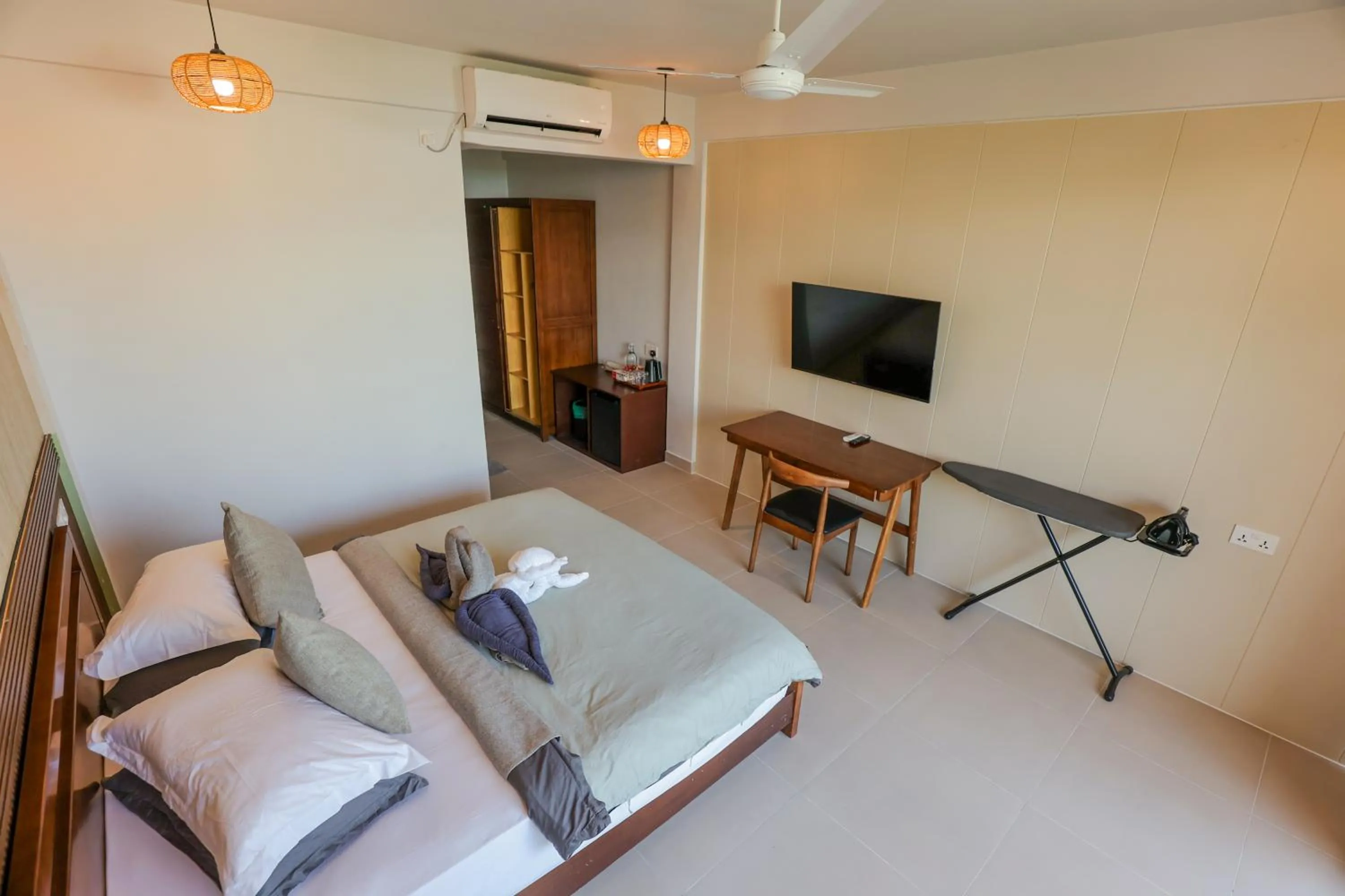 Bed in Ahola Thoddoo, Maldives