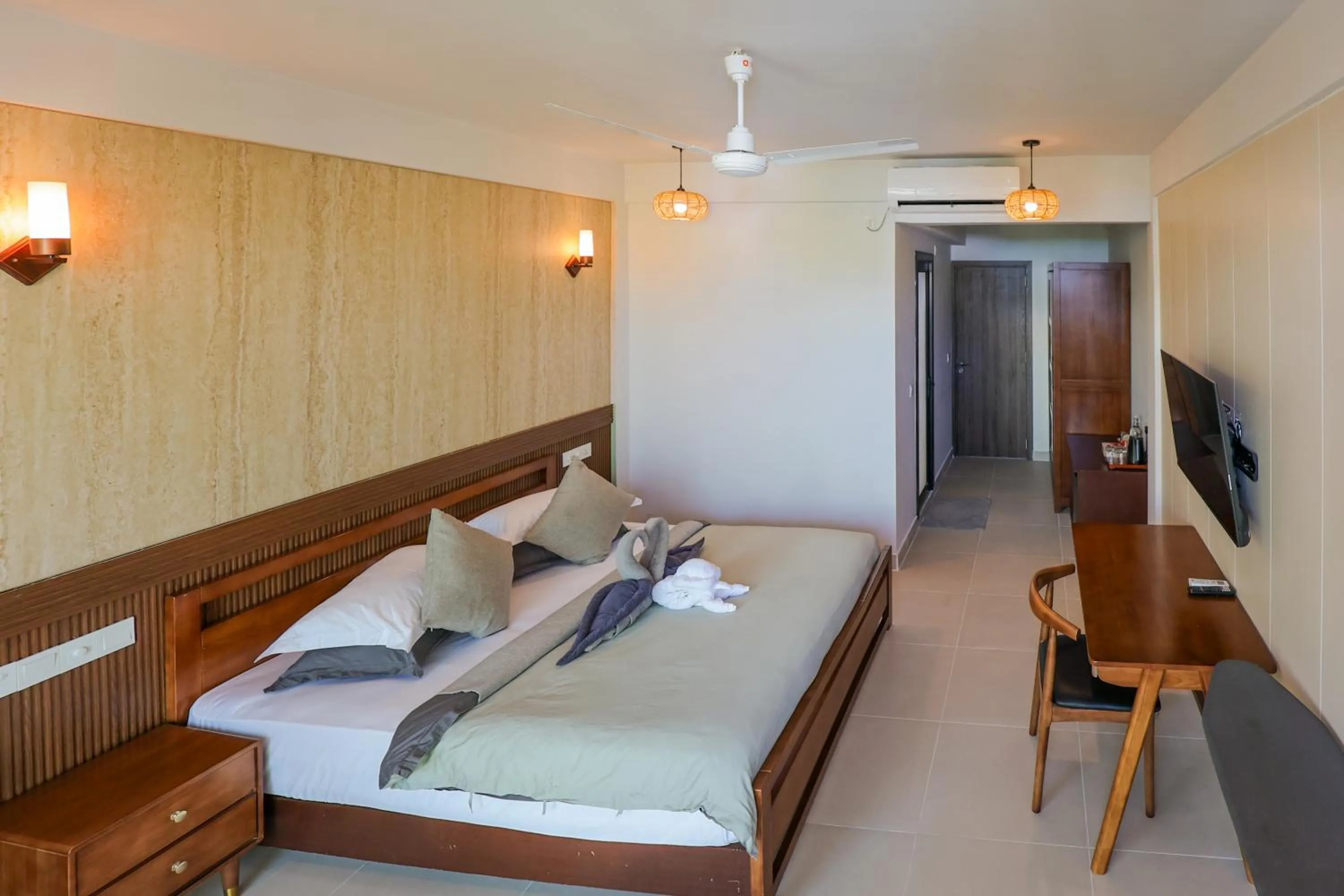 Bed in Ahola Thoddoo, Maldives