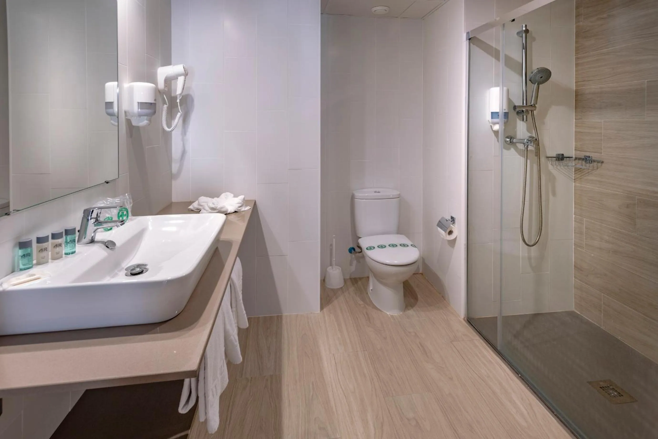 Bathroom in 4R Miramar Calafell