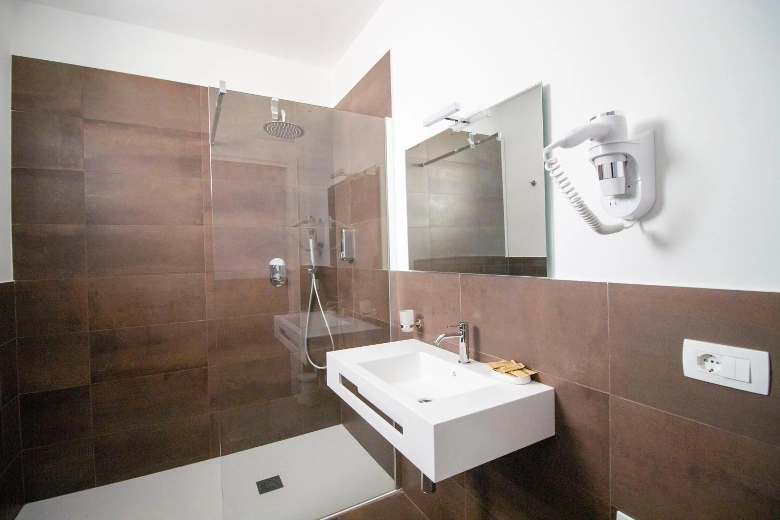 Shower in Hotel Arte Mare