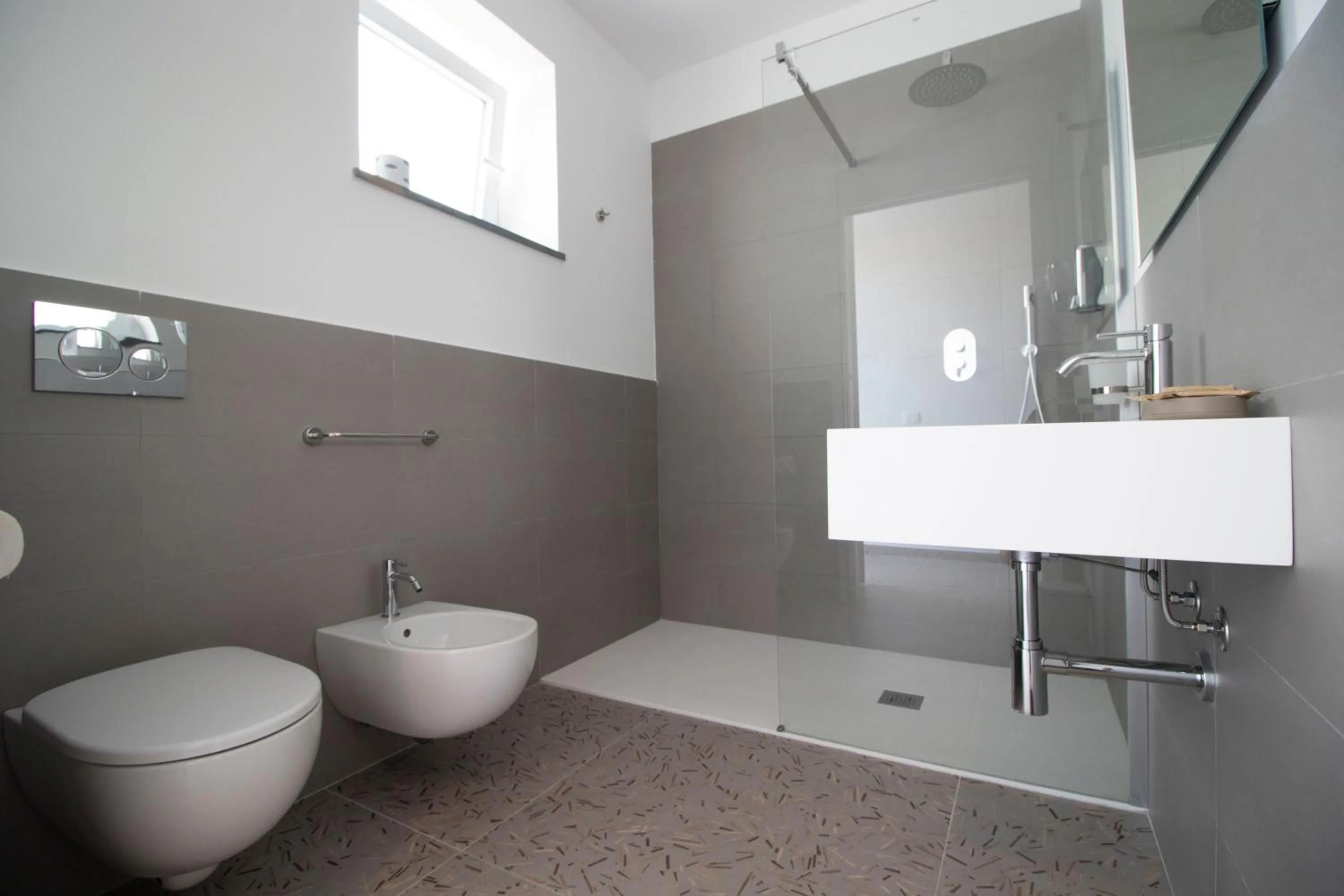 Shower in Hotel Arte Mare