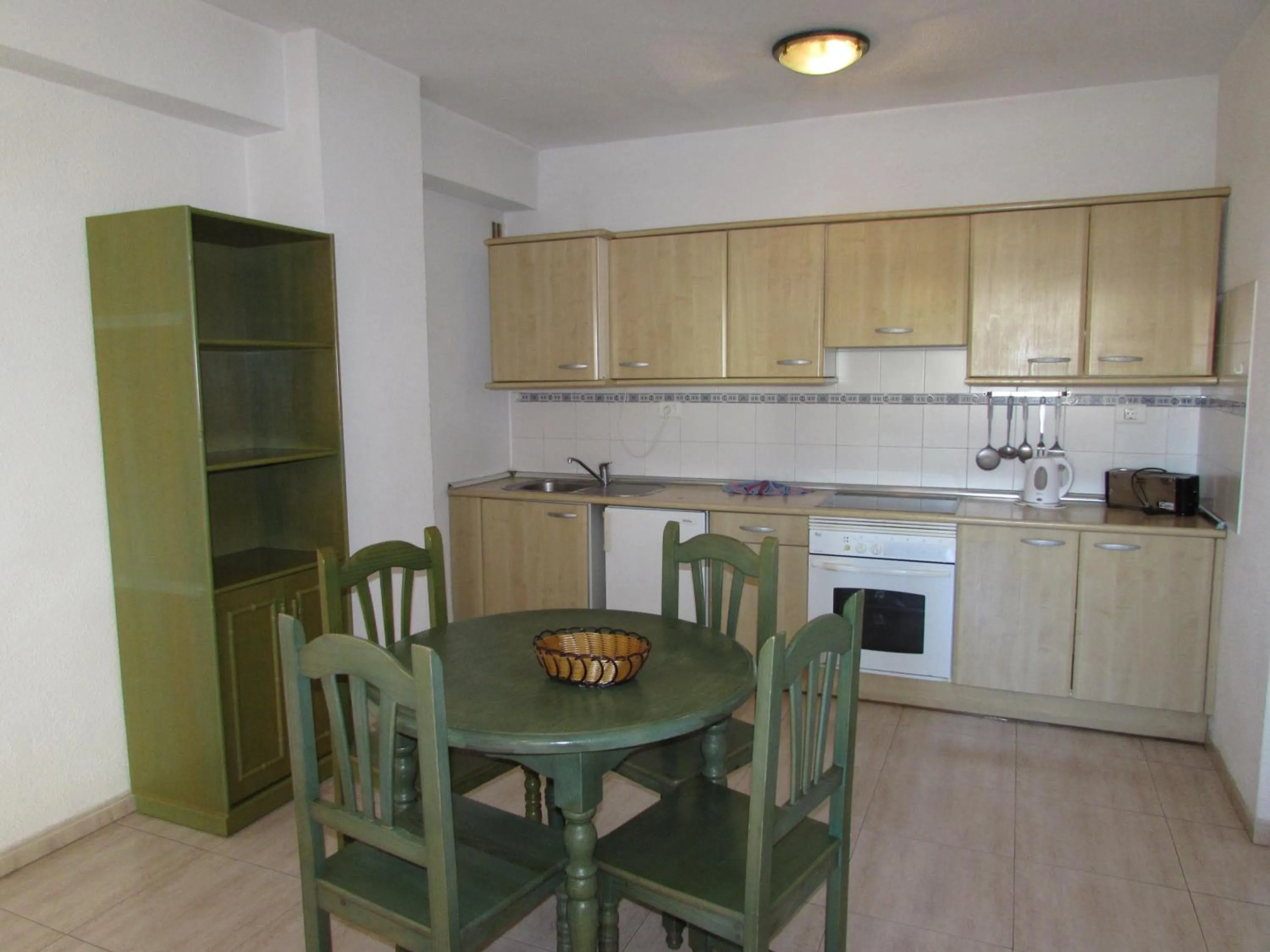 Kitchen or kitchenette, Kitchen/Kitchenette in Apartamentos Alta