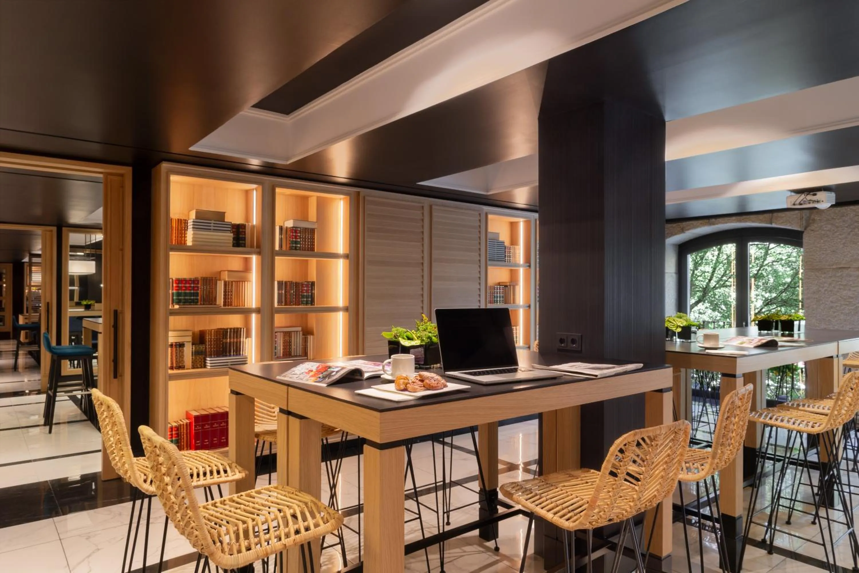 Library in Francisco I Boutique