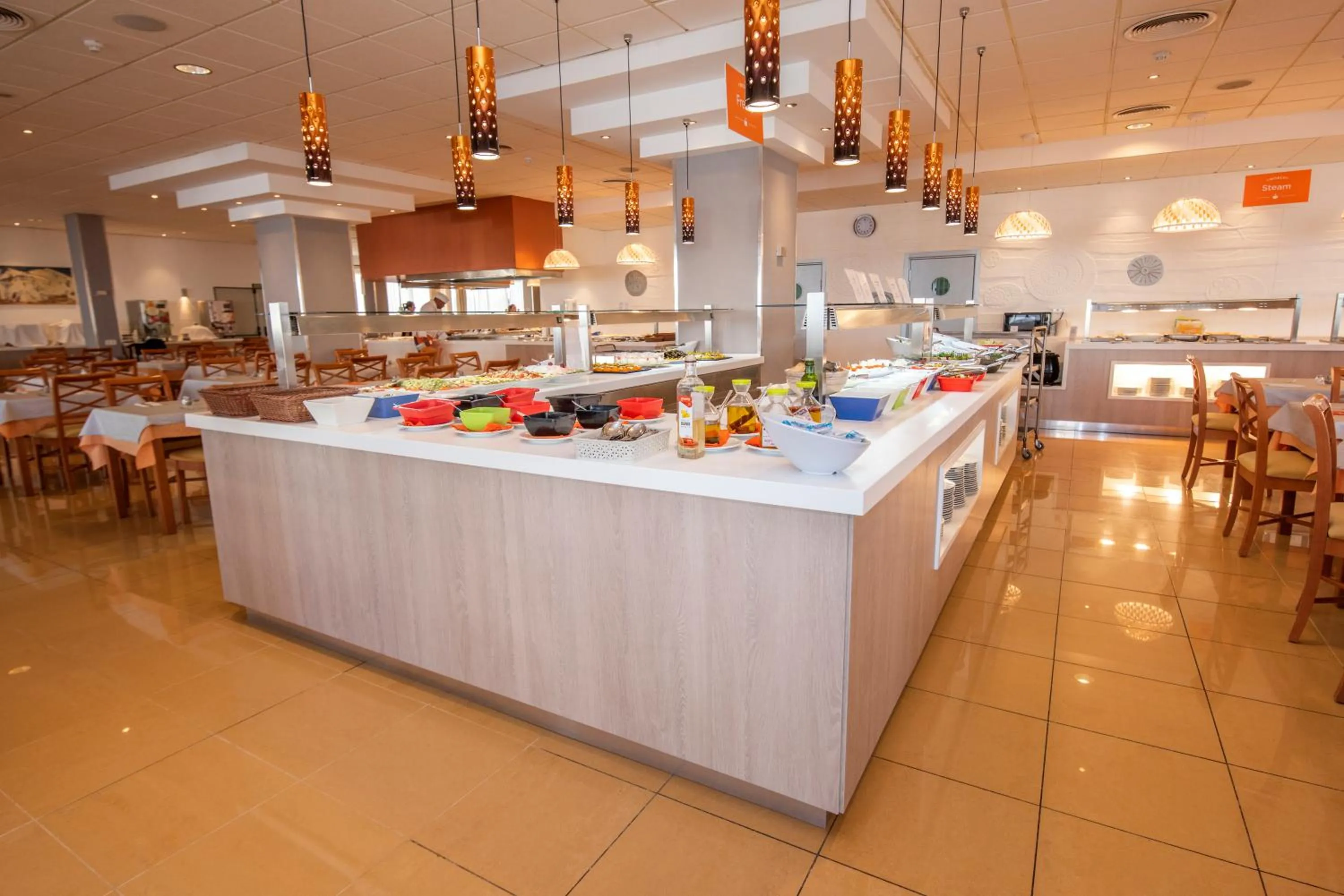 Restaurant/places to eat in Hotel Caribe IBIZA