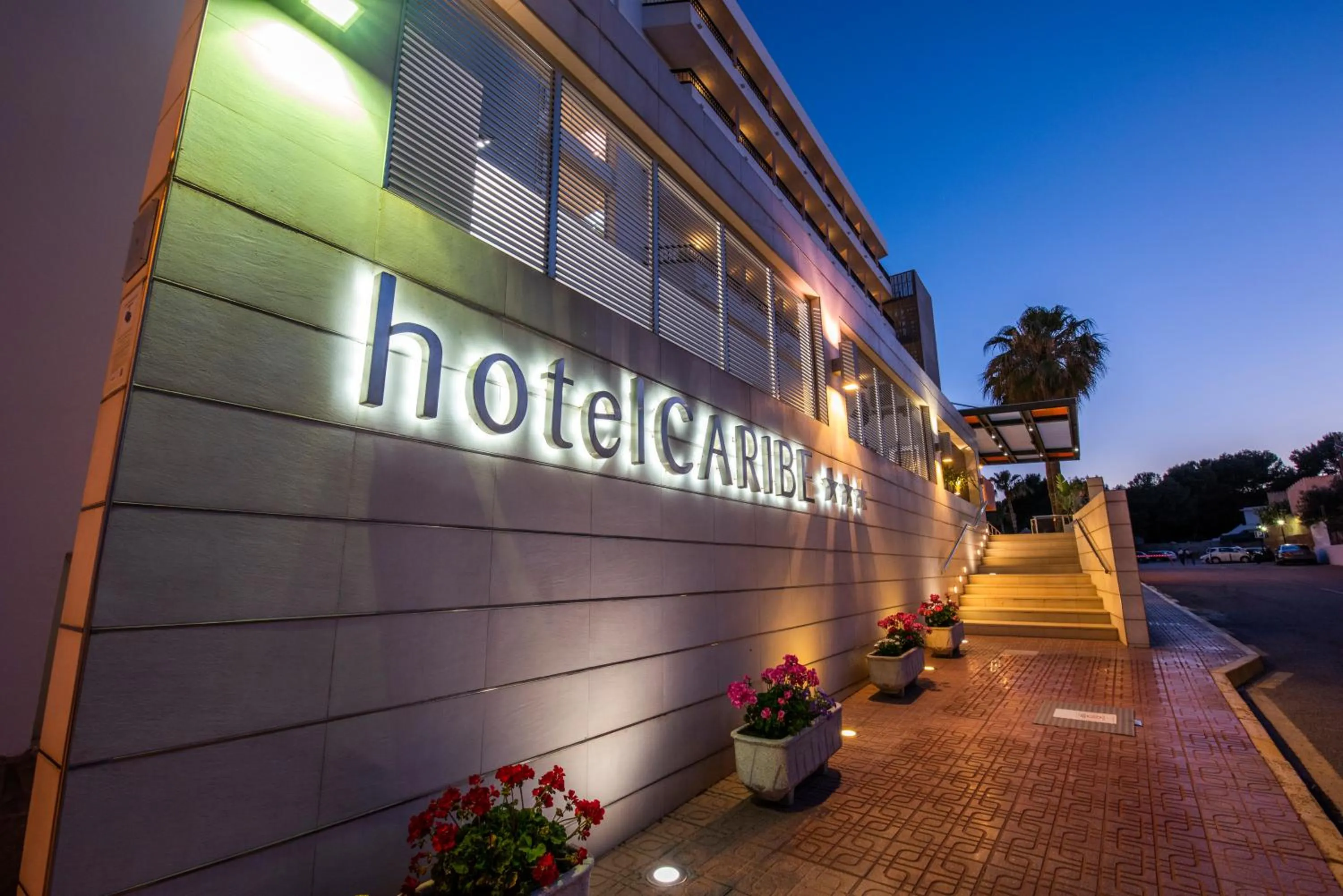 Facade/entrance in Hotel Caribe IBIZA