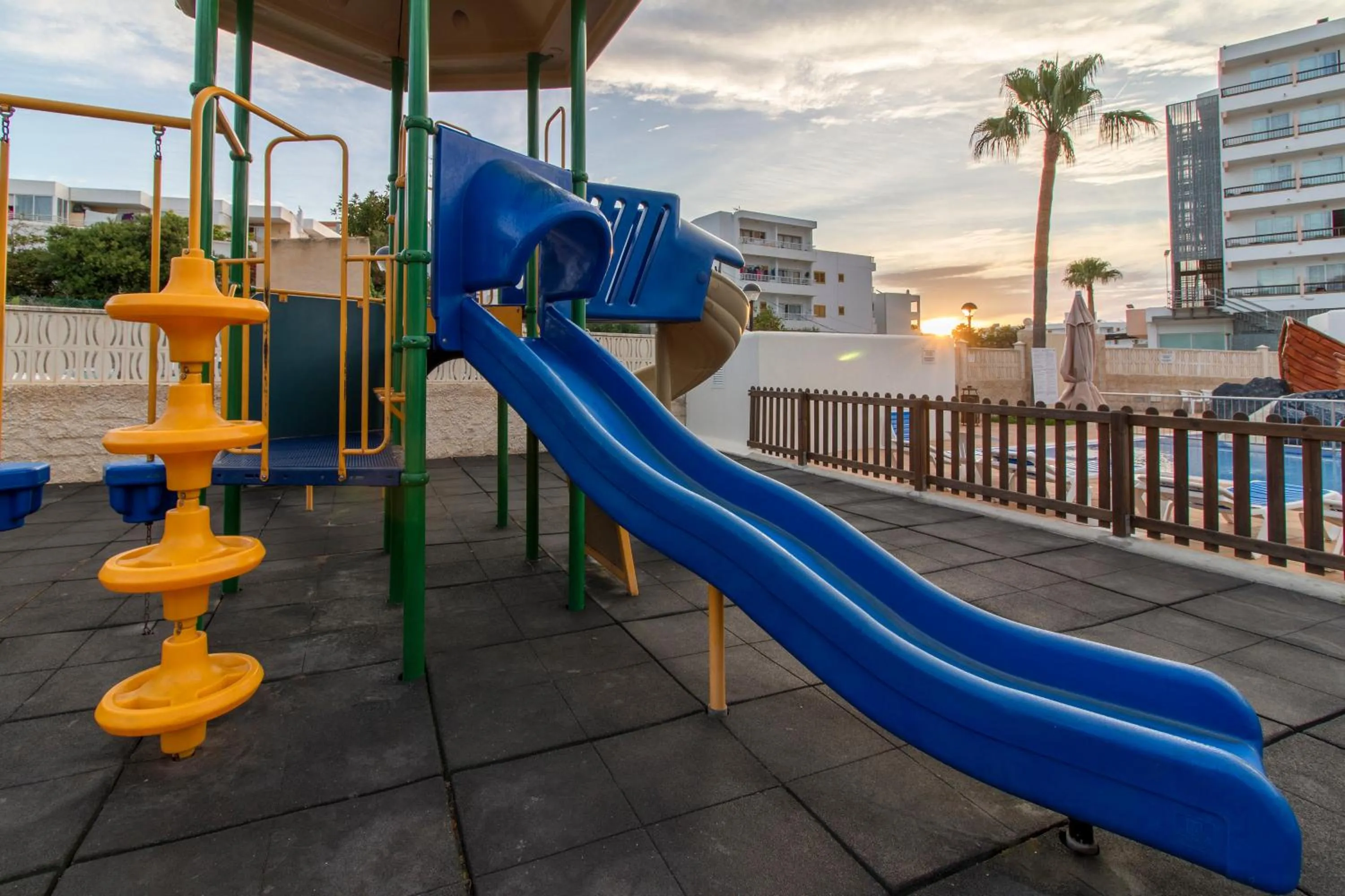 Area and facilities in Hotel Caribe IBIZA