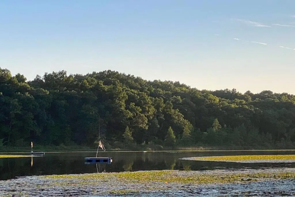 Chelsea Lake House, Game Room, & Pontoon-rental