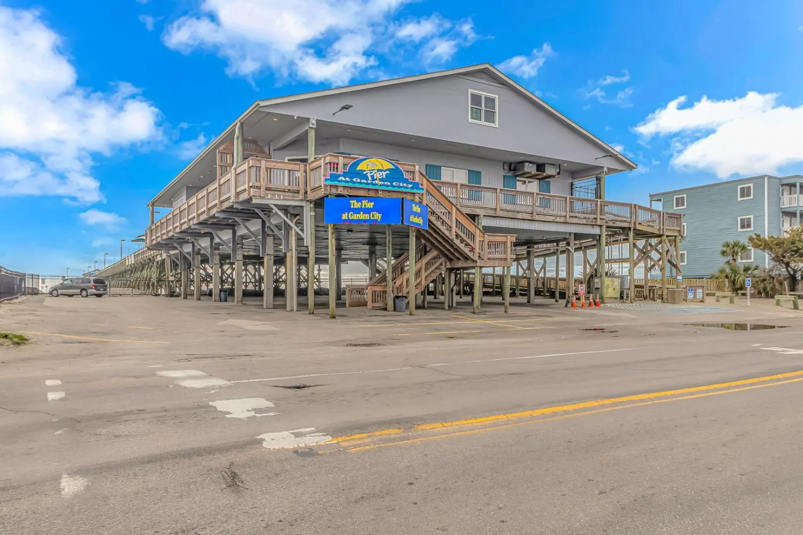 125 Atlantic Avenue Unit F - Pet Friendly! Walk To The Beach and Pier! 1BR -1BA - Sleeps 2-4 guests!