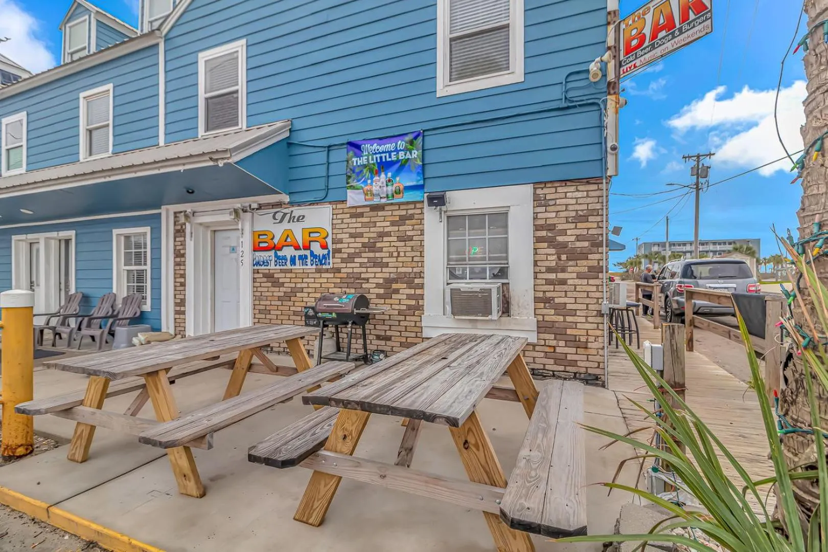 125 Atlantic Avenue Unit F - Pet Friendly! Walk To The Beach and Pier! 1BR -1BA - Sleeps 2-4 guests!