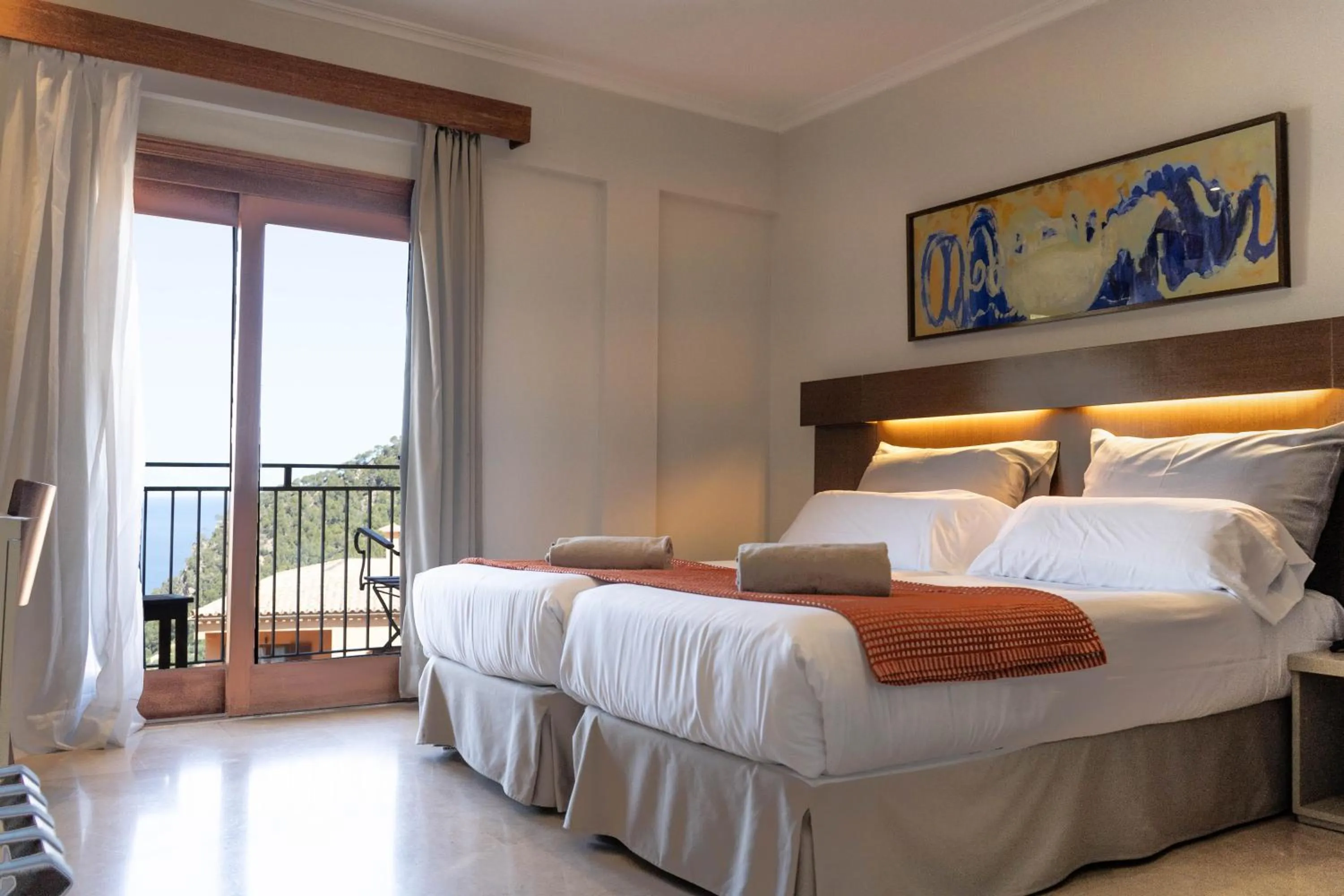 Bedroom, Bed in Maristel Hotel & Spa - Adults Only