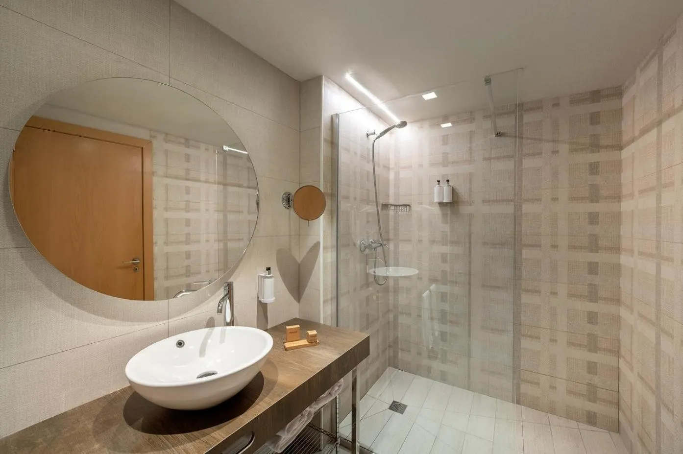 Bathroom in Port Alicante City & Beach