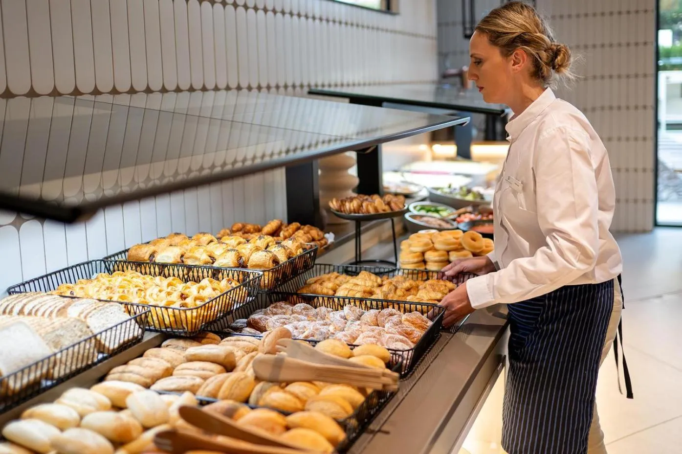 People in Port Alicante City & Beach