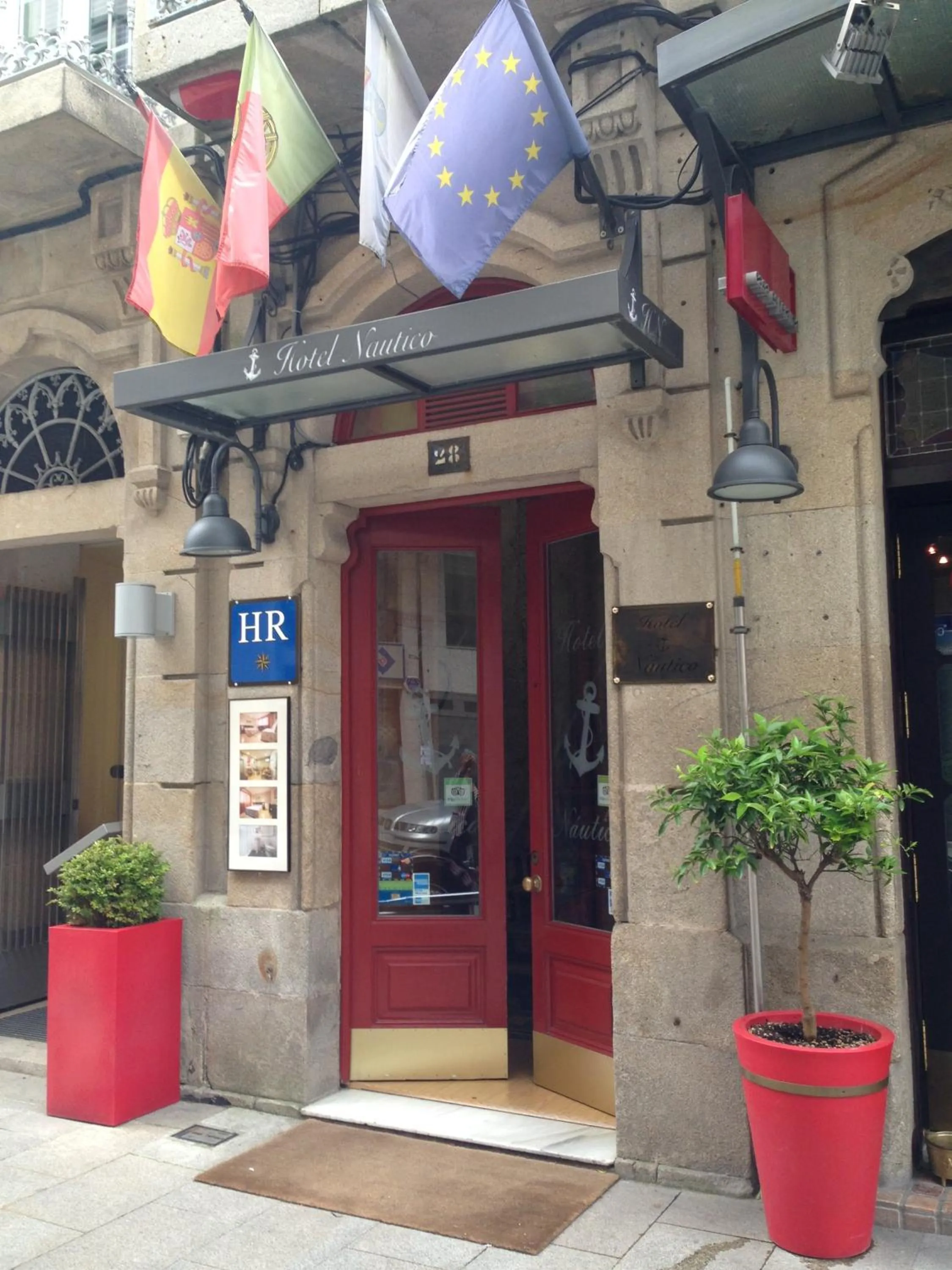 Facade/entrance in Hotel Nautico