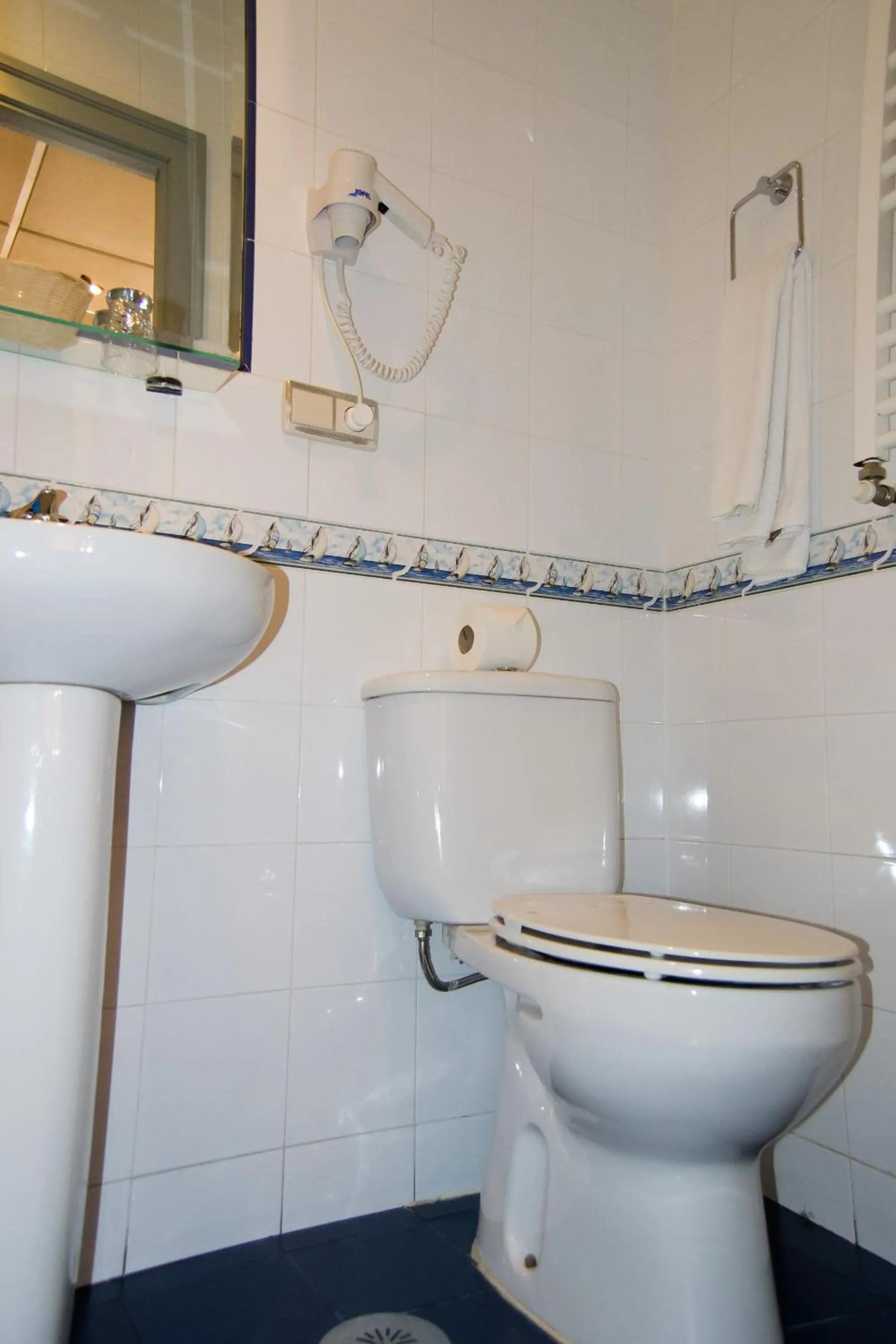 Bathroom in Hotel Nautico