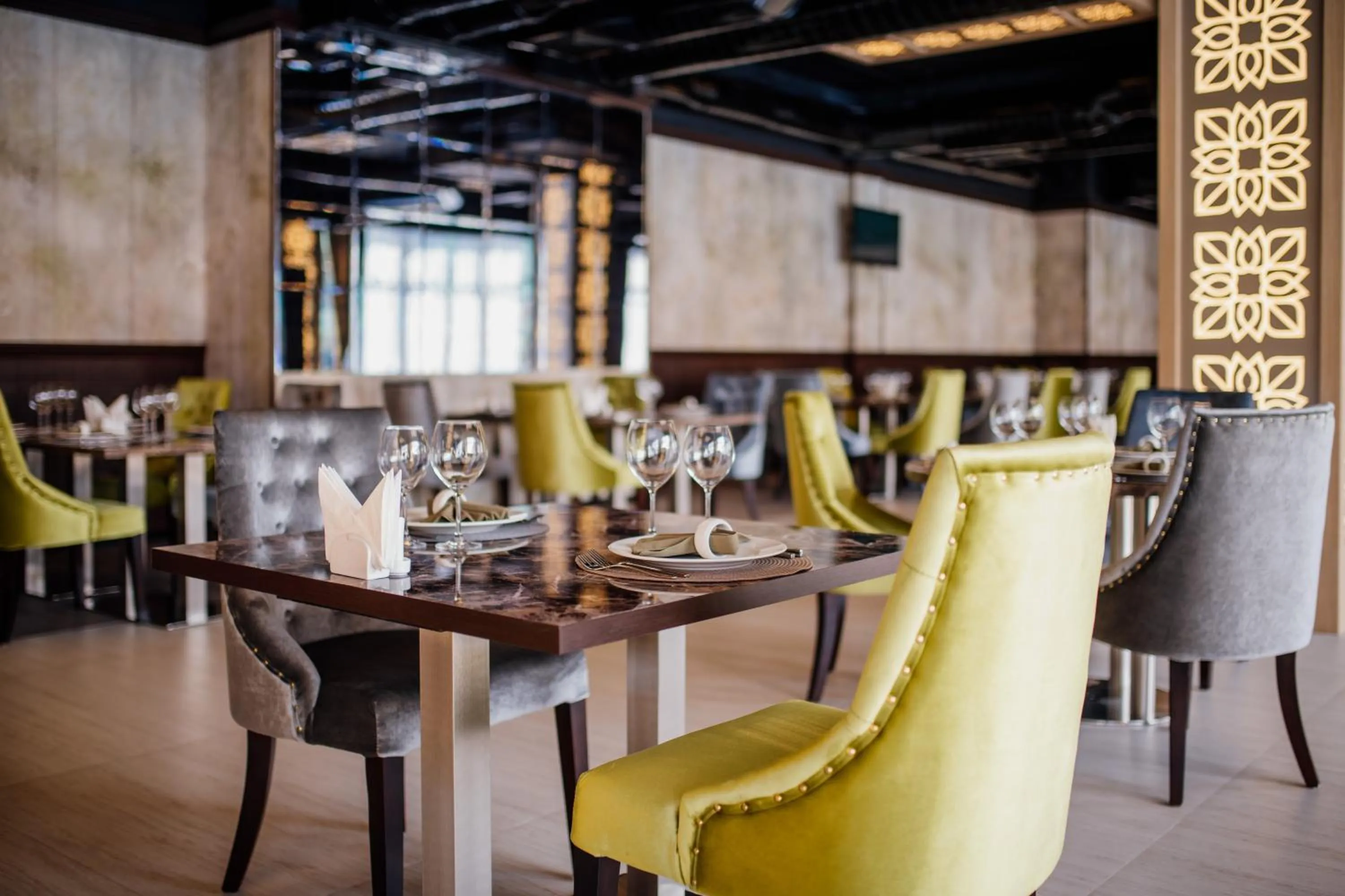 Restaurant/places to eat in Hills Resort Hotel