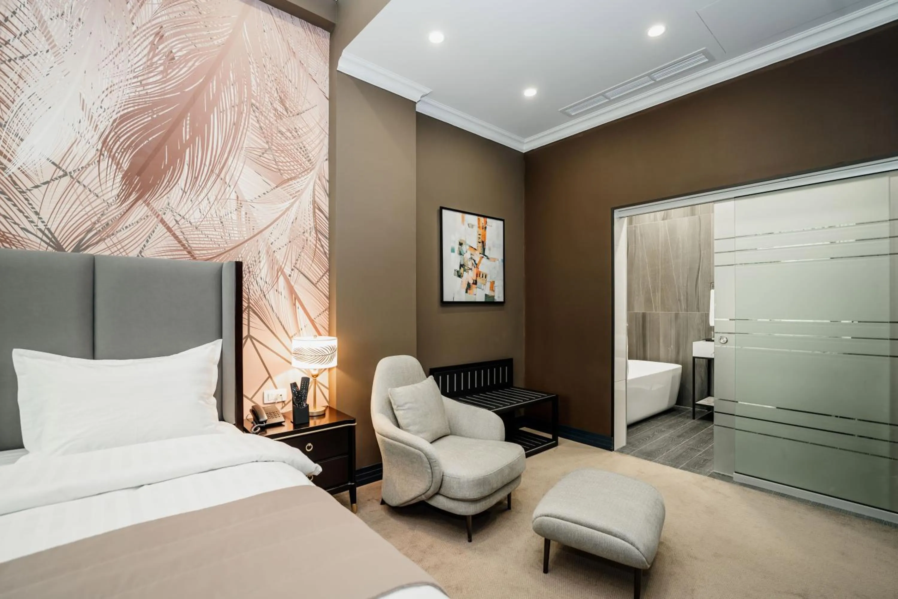 Bedroom, Bed in Hills Resort Hotel