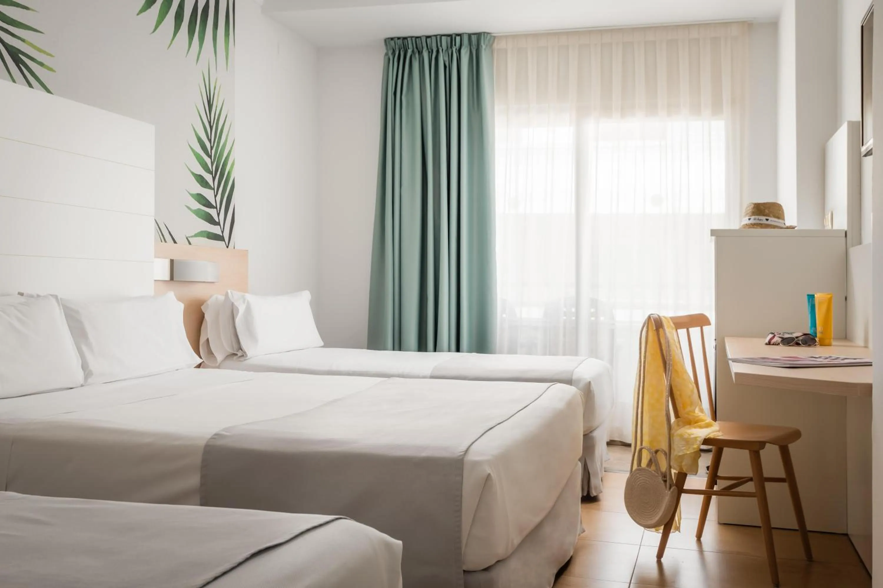 Photo of the whole room, Bed in ALEGRIA Florida