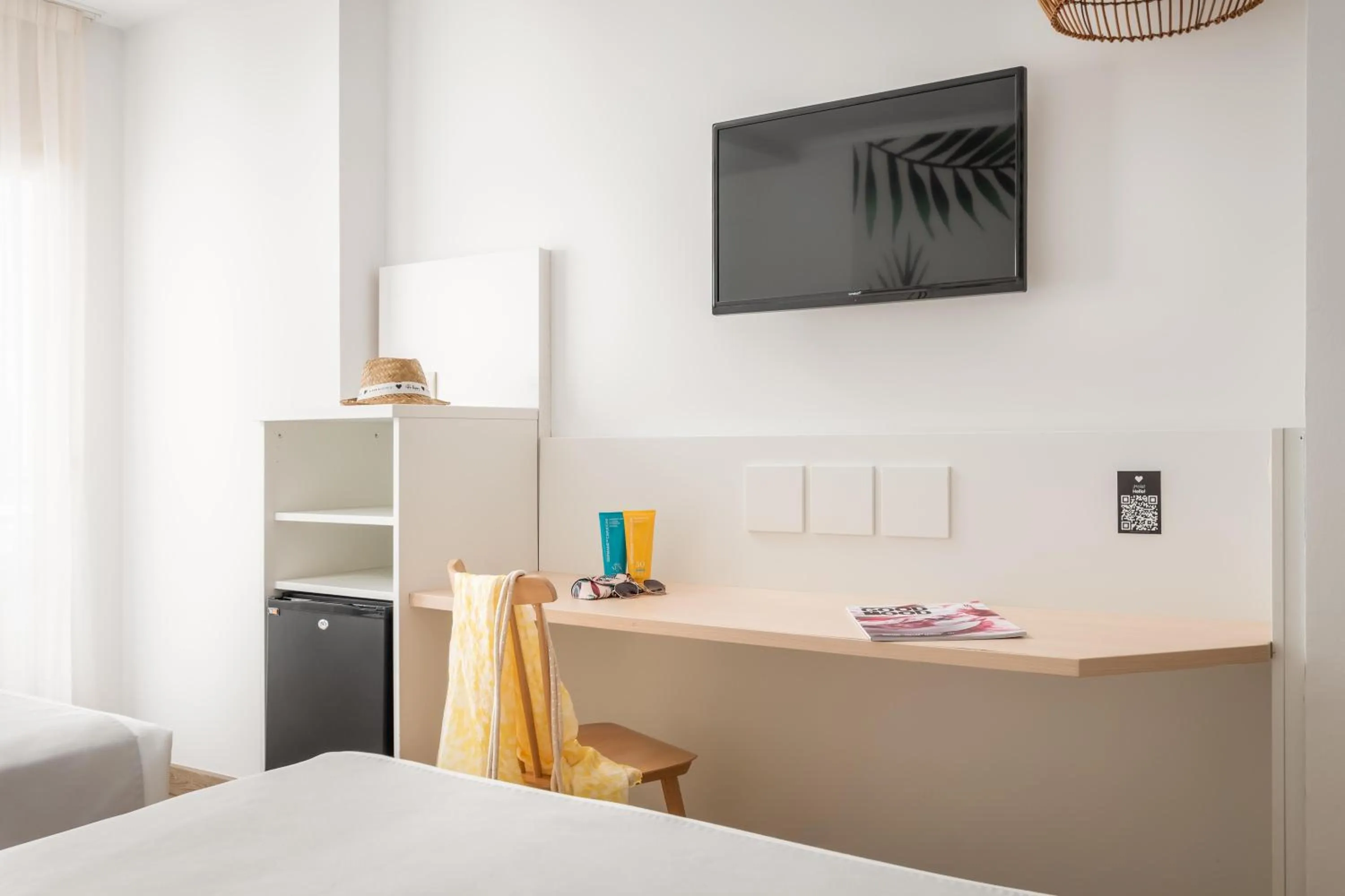 Photo of the whole room, Bed in ALEGRIA Florida