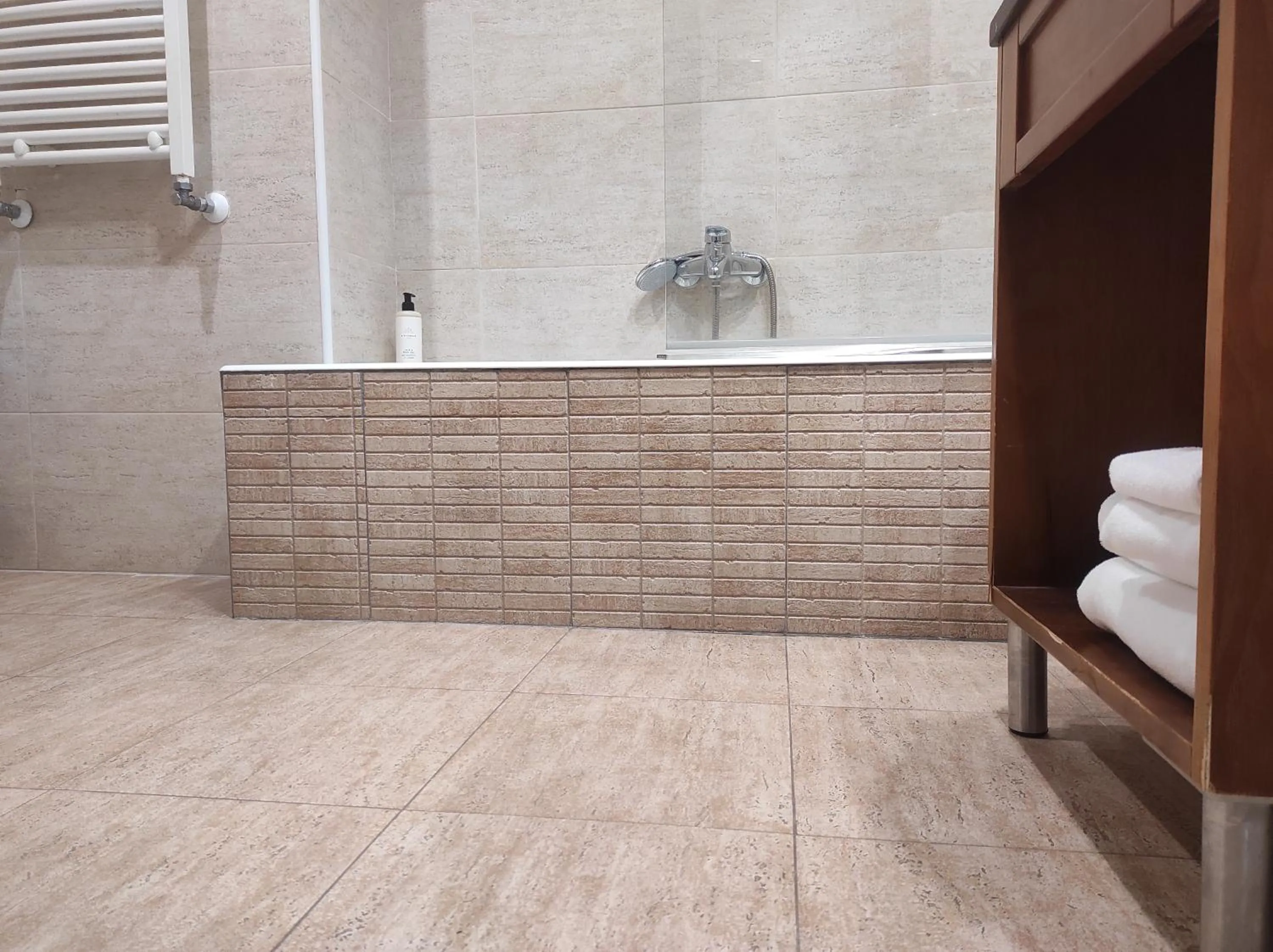 Property building in SNÖ Hotel Bielsa