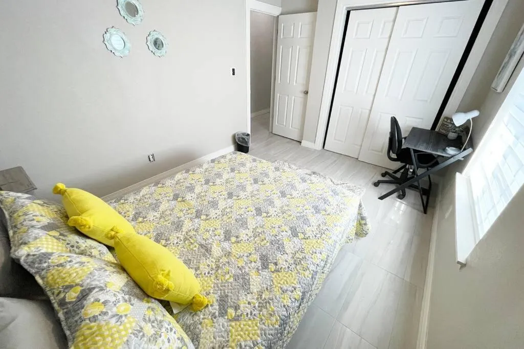 Bed in My Cozy Duplex B in the heart of West Side