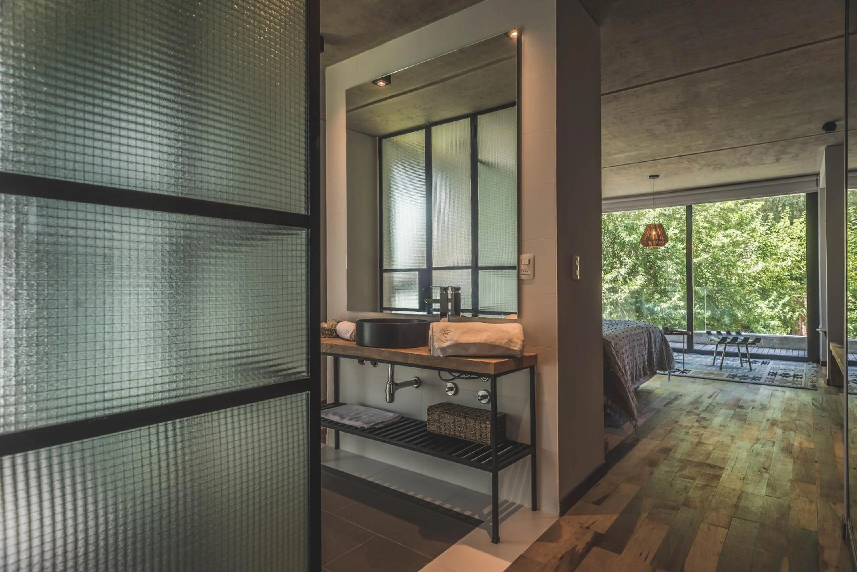 Bed in Be House Suites & Spa