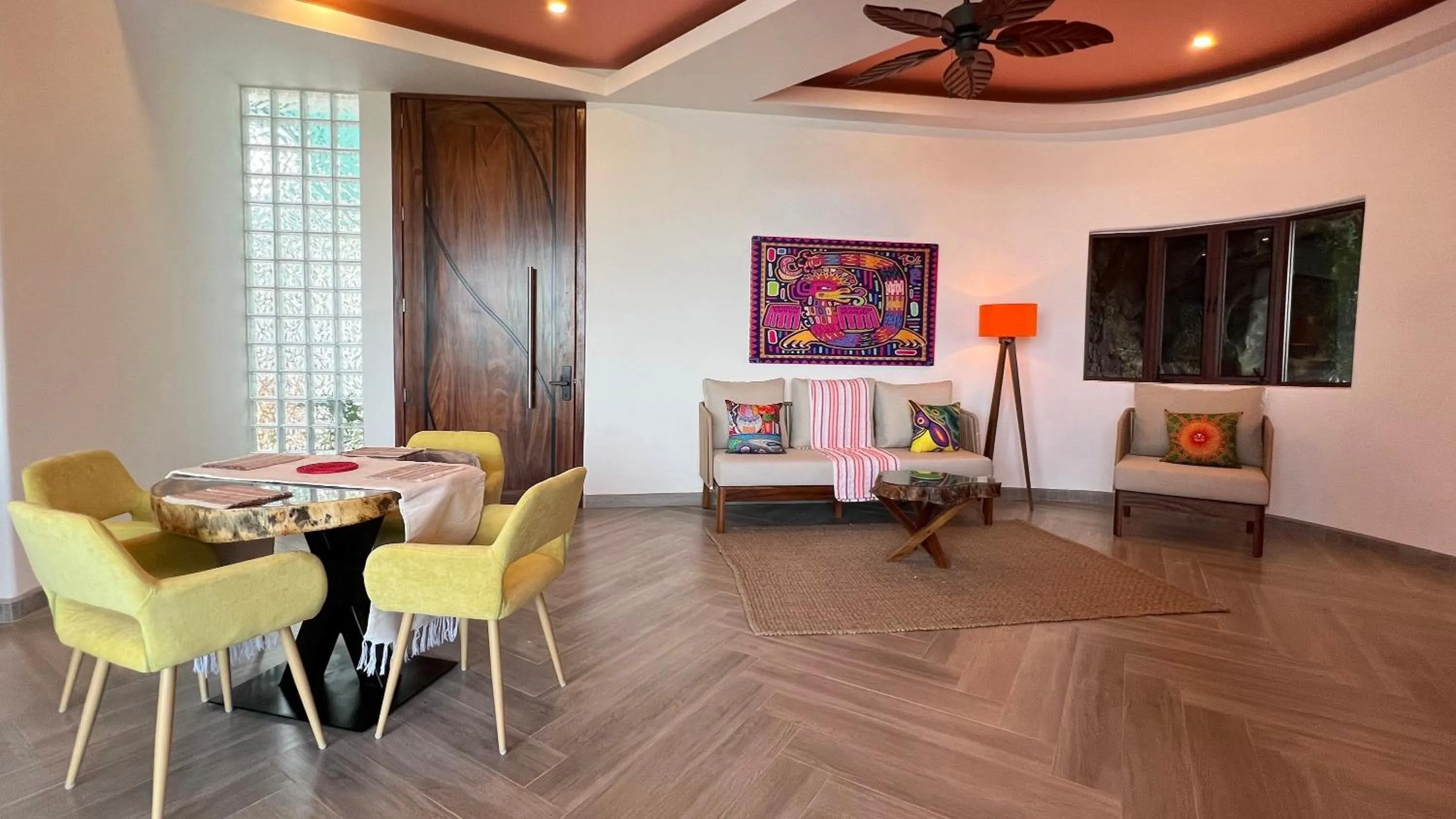 Seating area in Sunset Island Villas Riviera Nayarit