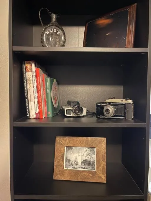 Kitchen or kitchenette in The Hummingbird Sunset Home, West Side