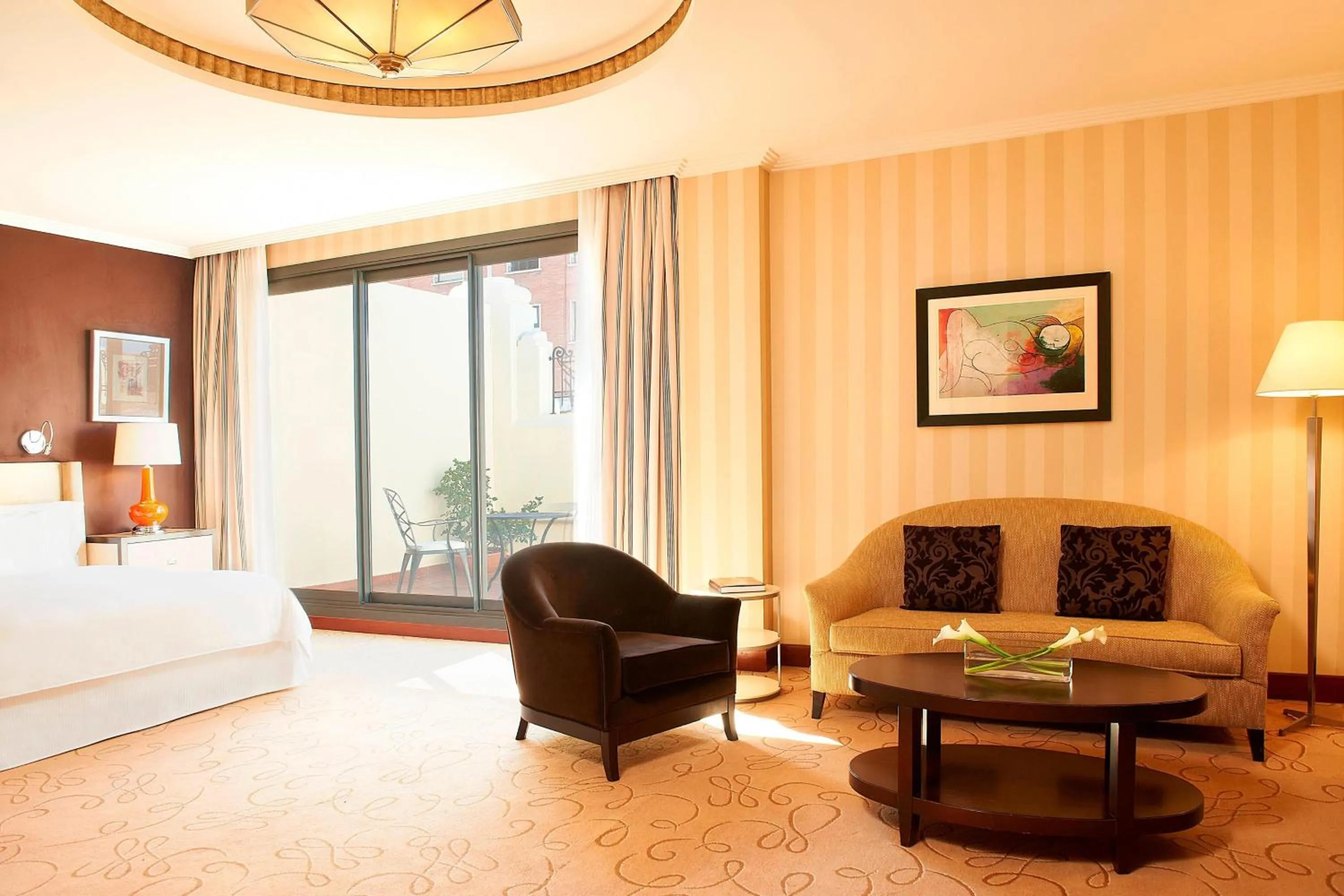 Photo of the whole room in The Westin Valencia