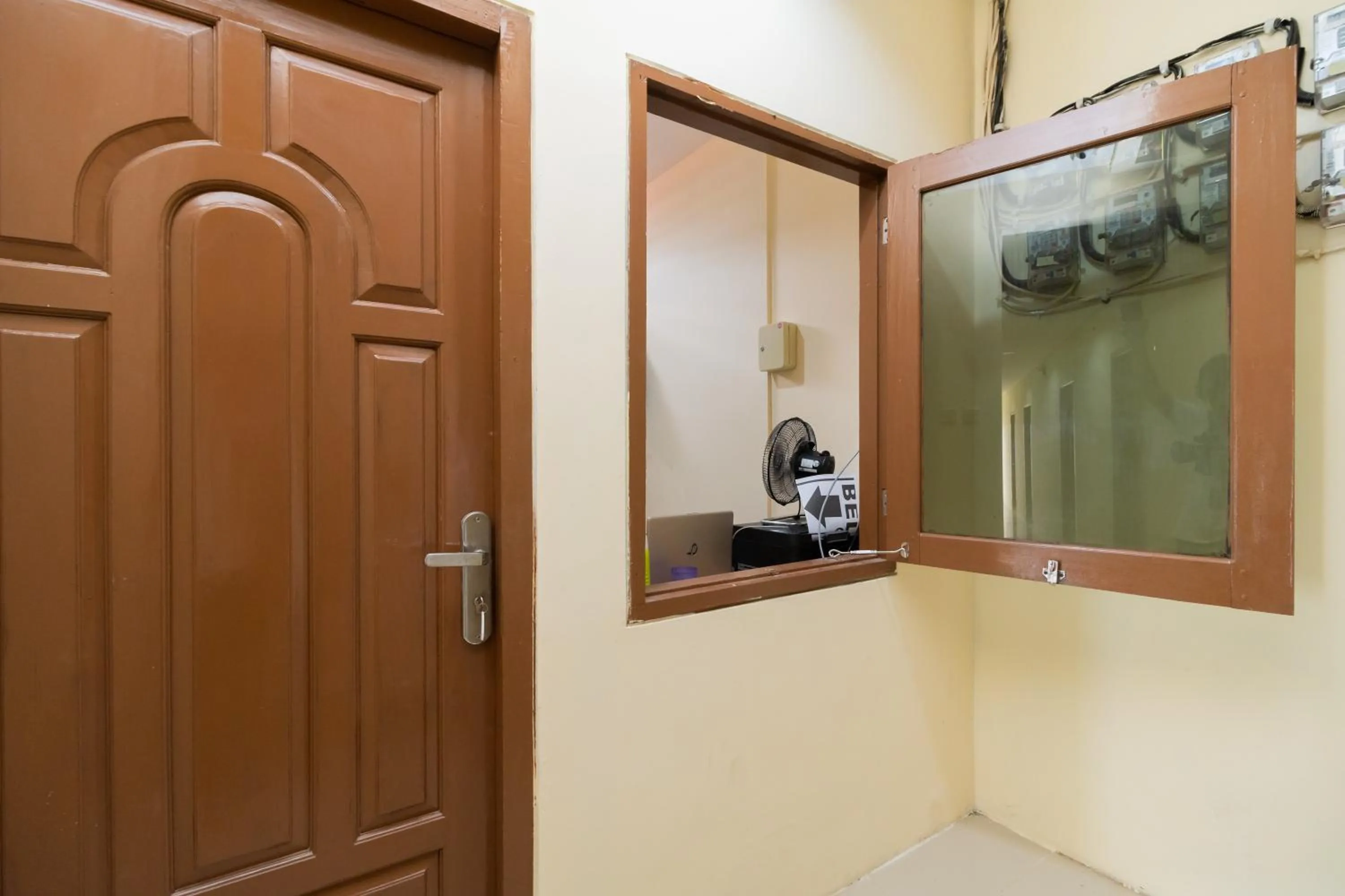 Floor plan in RedDoorz @ Kemanggisan Raya