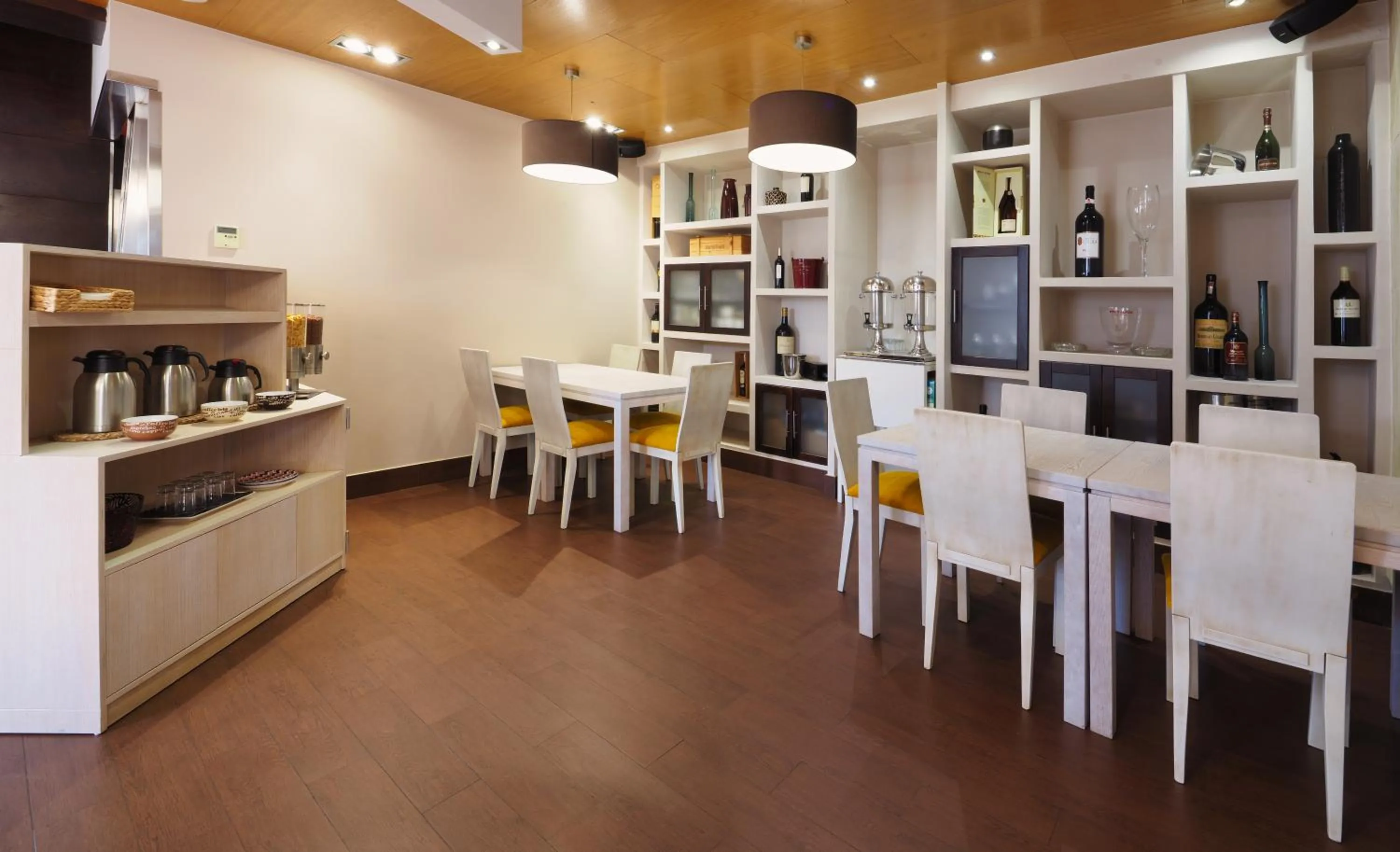 Lounge or bar in Hotel Apartamentos Dabarca