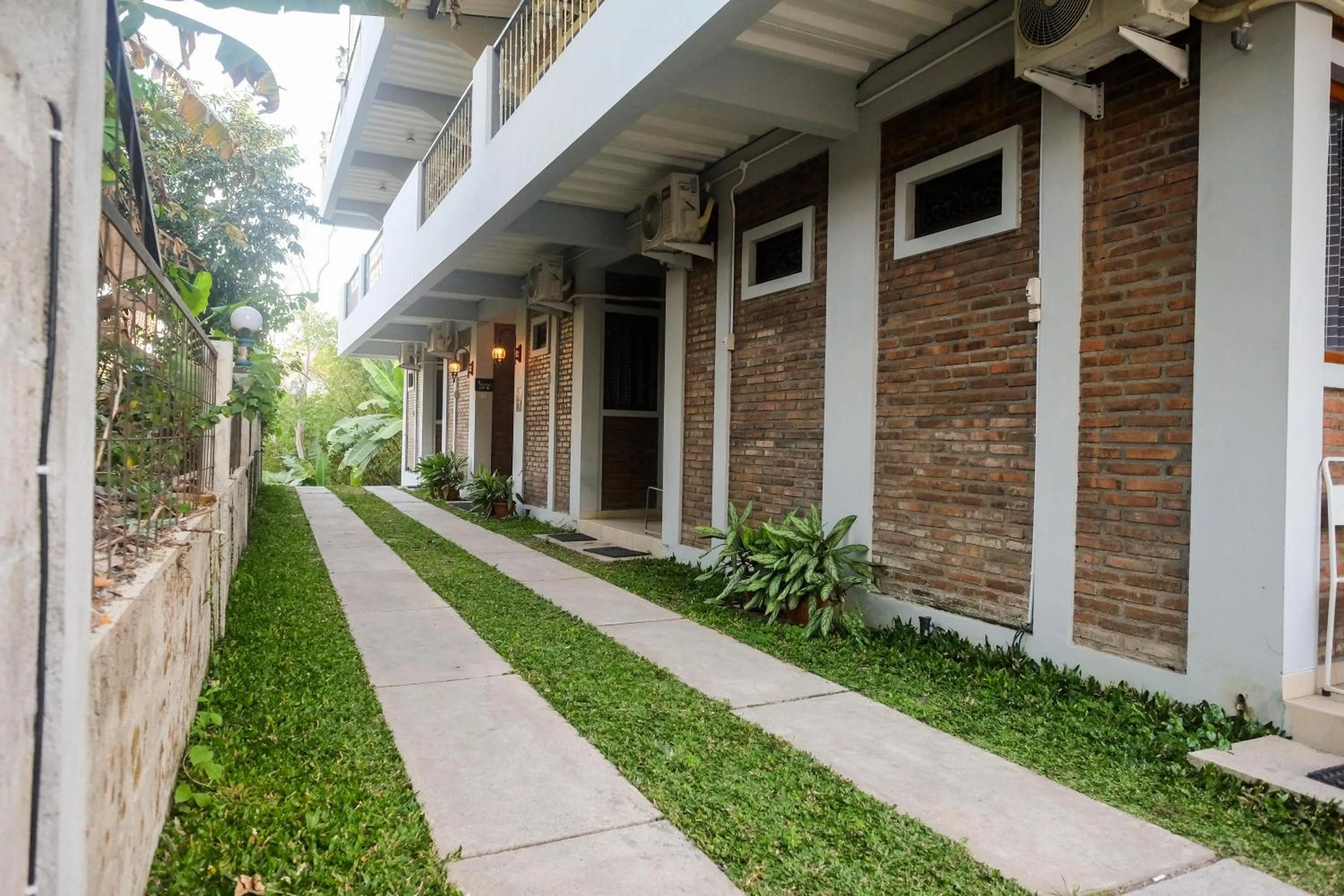 Property building in RedDoorz @ Jalan Ringroad Selatan 2