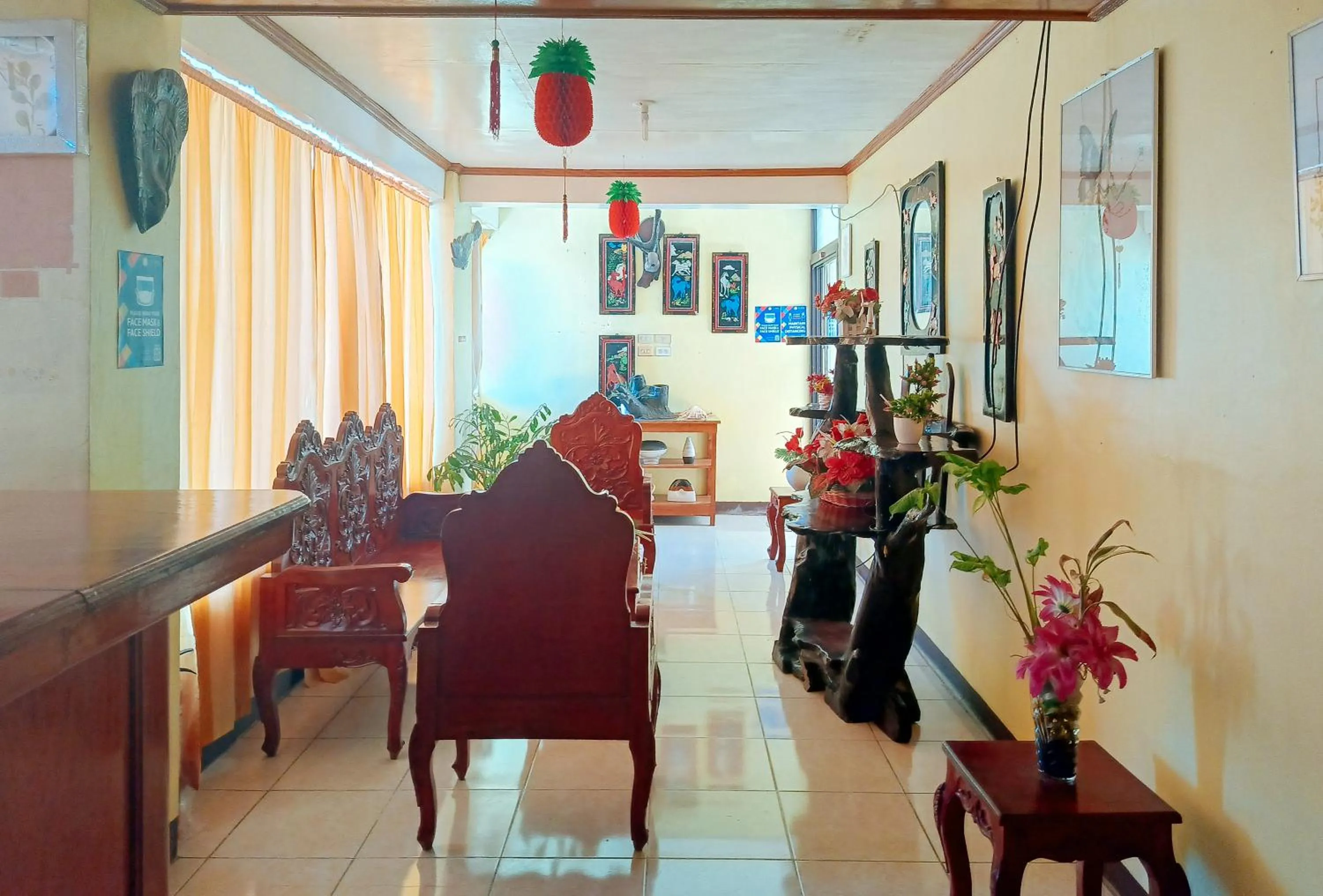 Living room in RedDoorz @ Grand Valley Hotel Junction Luna Cagayan