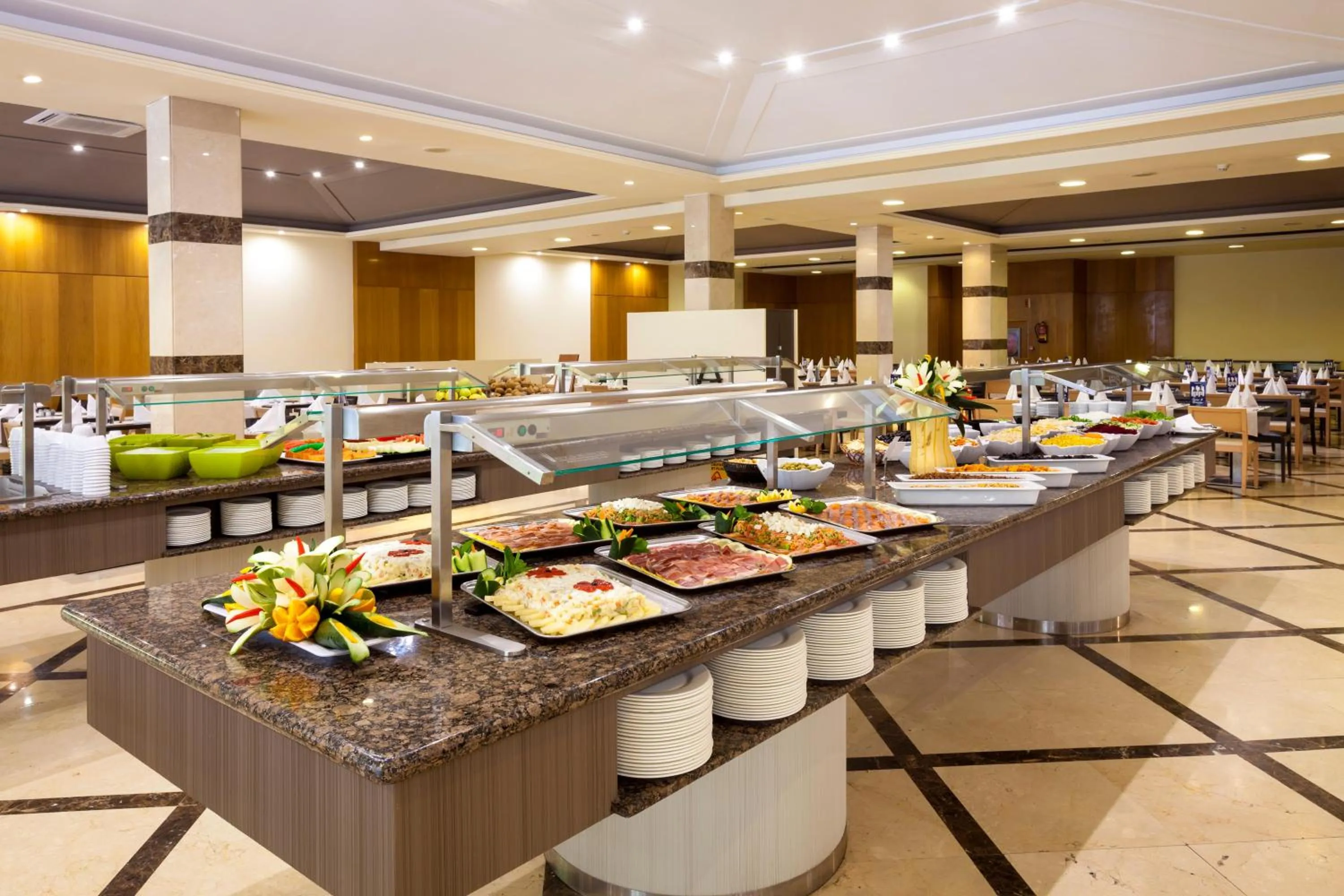 Restaurant/places to eat in Hotel Best Jacaranda