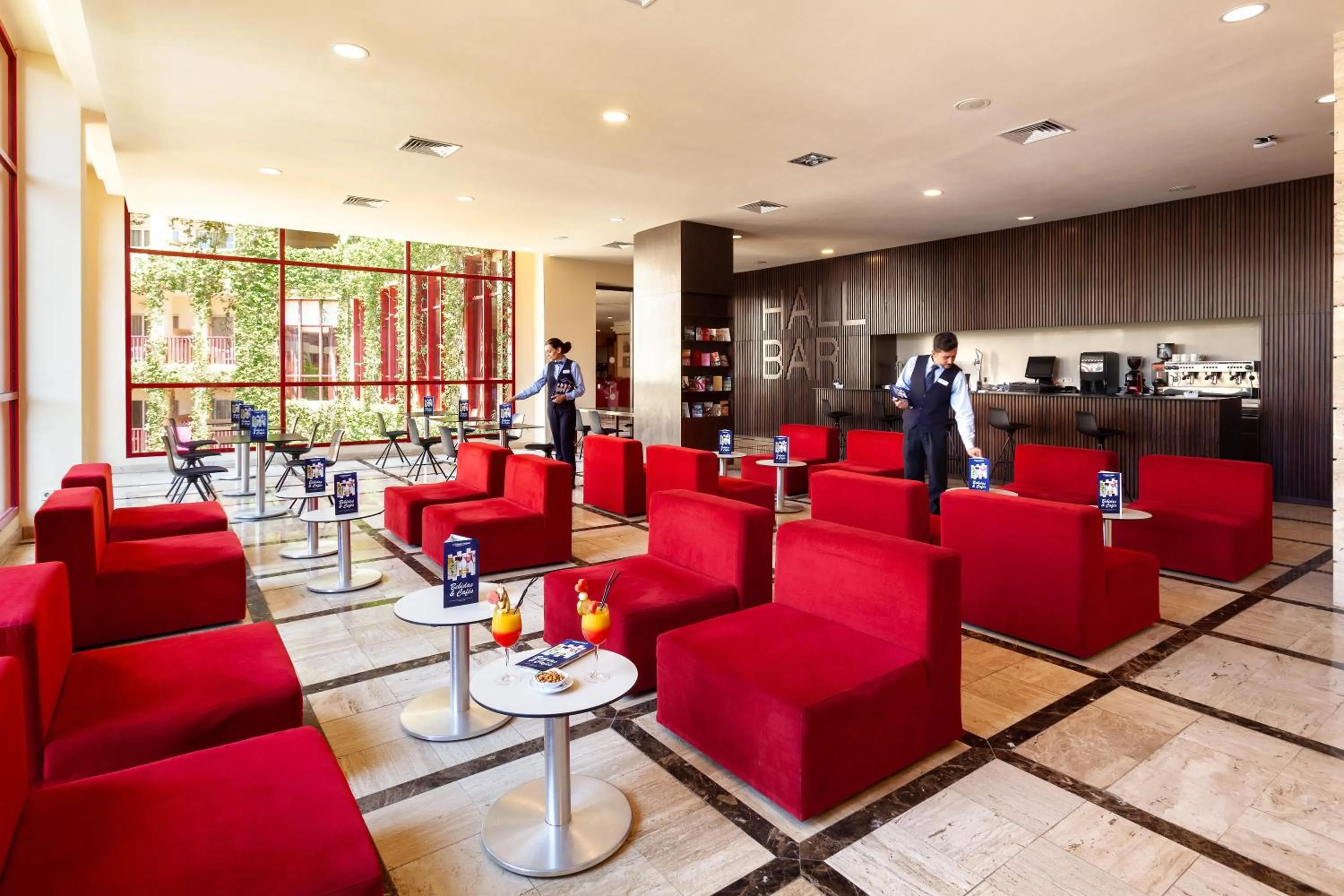Lounge or bar in Hotel Best Jacaranda