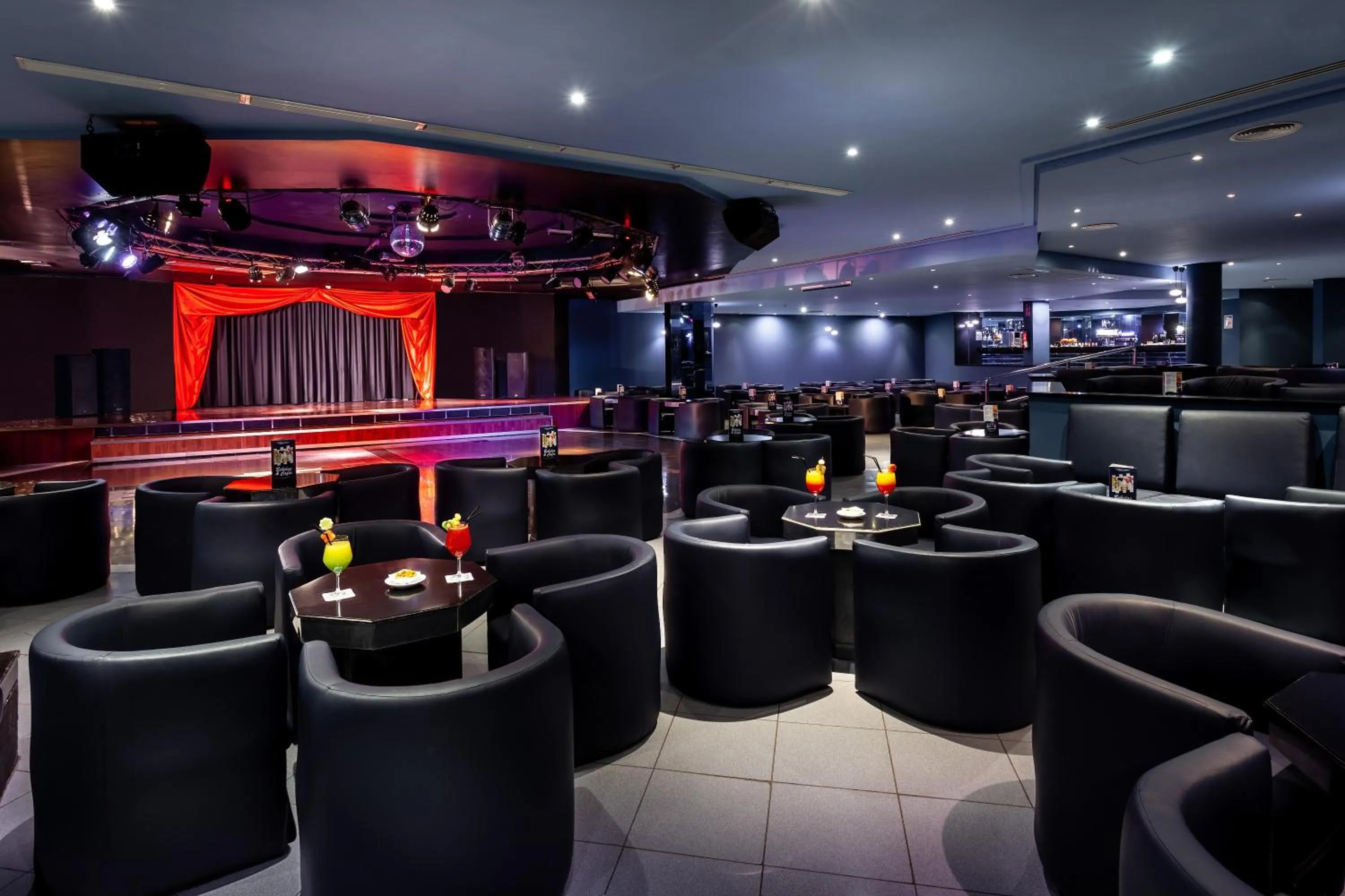 Nightclub / DJ in Hotel Best Jacaranda