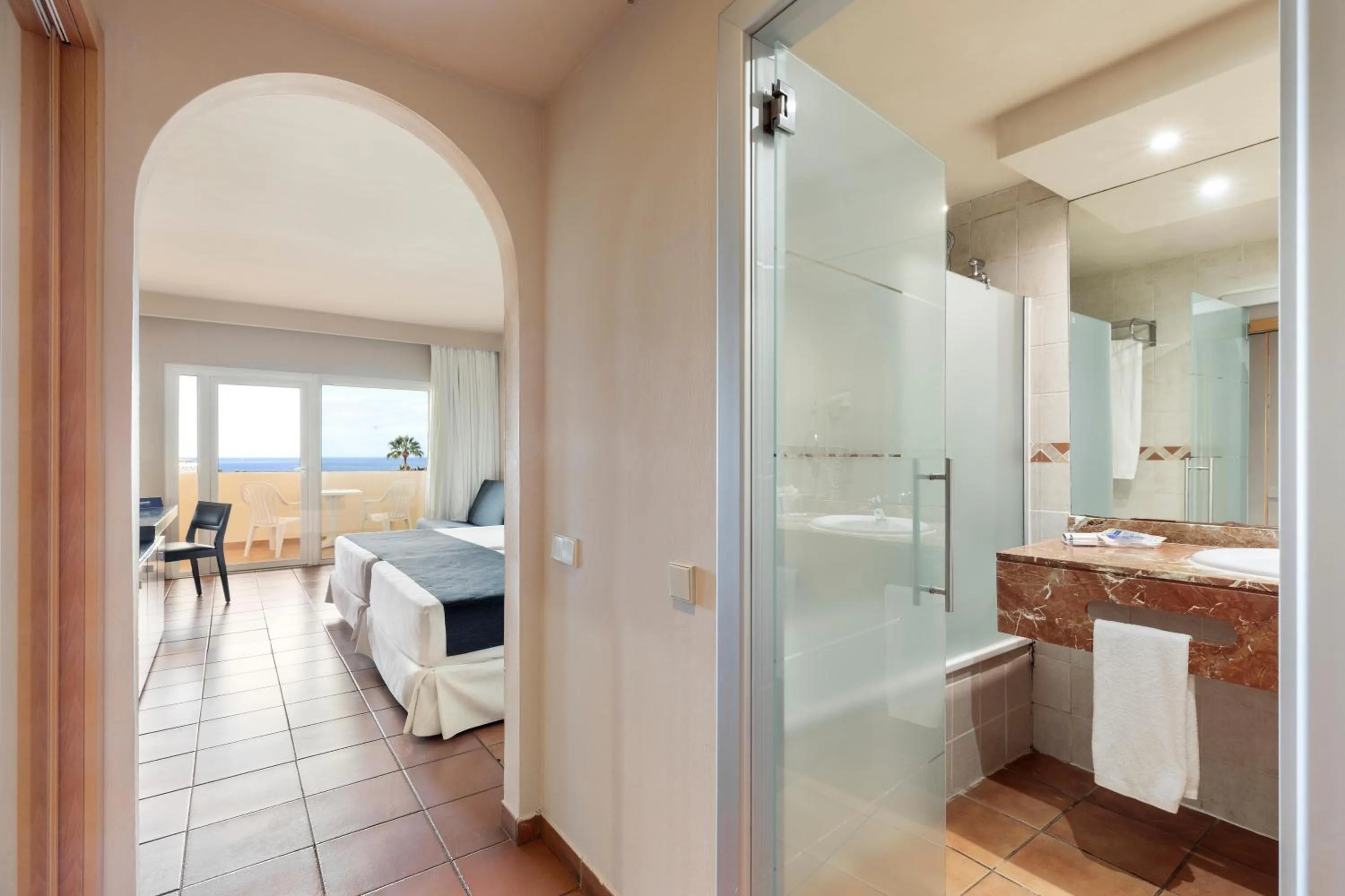 Bathroom in Hotel Best Jacaranda