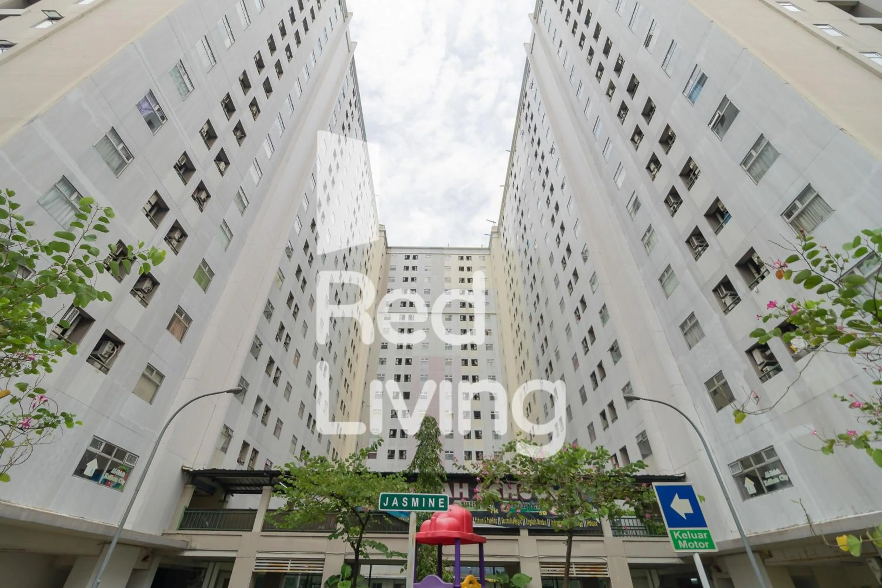 Property building in RedLiving Apartemen Kalibata City - SAG Property Tower Kemuning