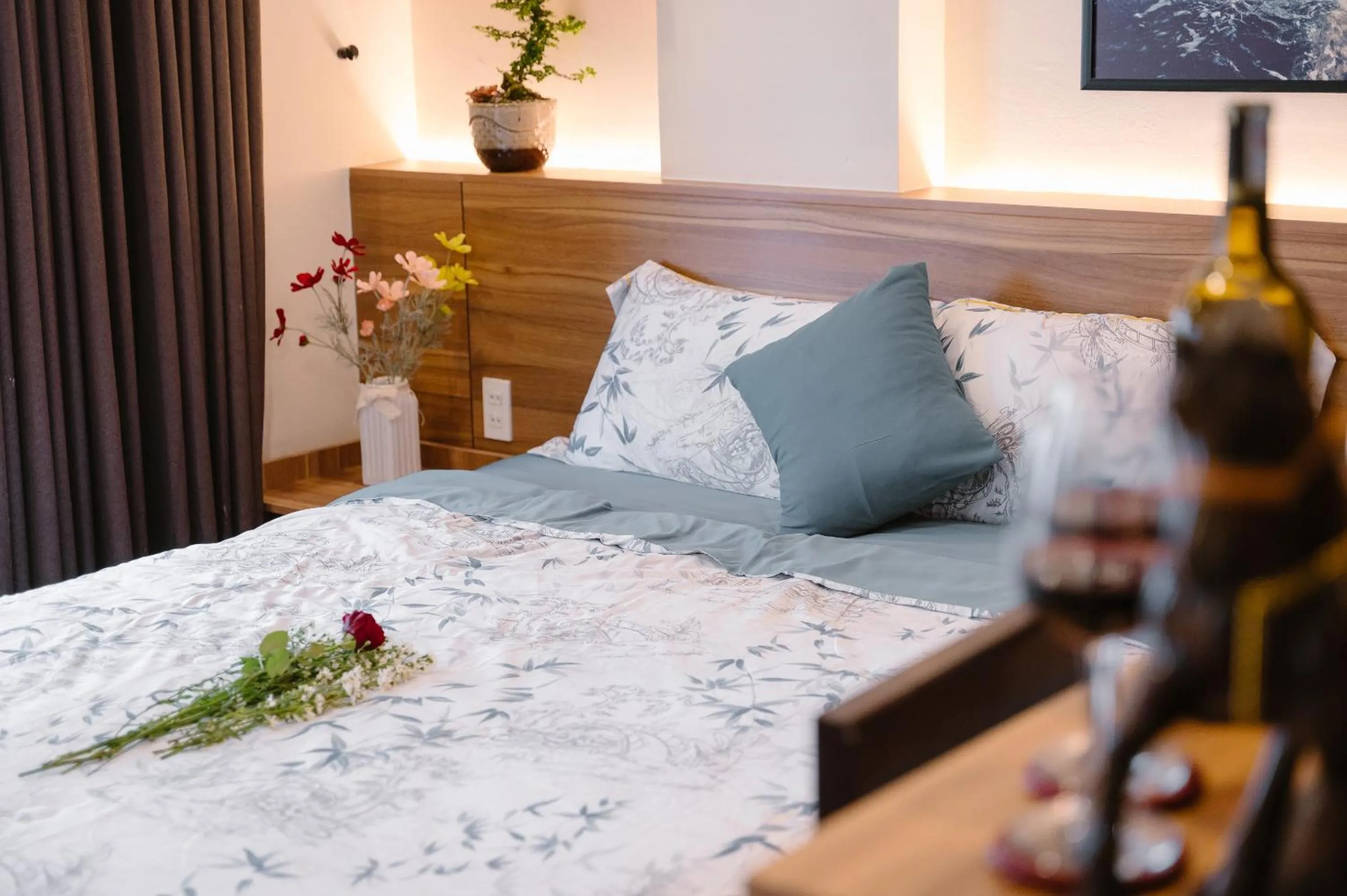 Bed in NALINI Hotel & Apartment