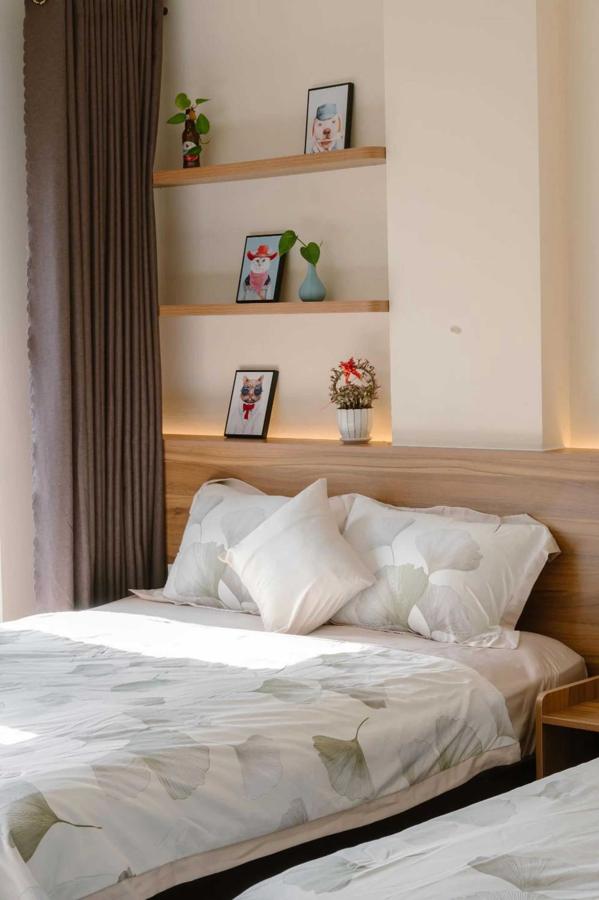 Bed in NALINI Hotel & Apartment